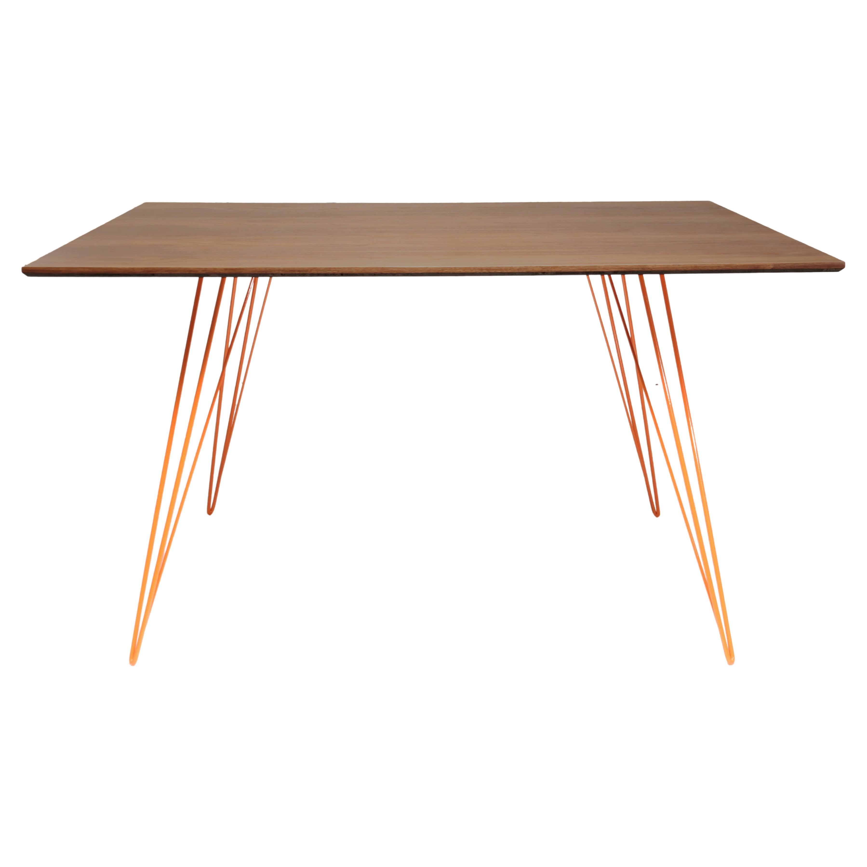 Table rectangulaire à épingle à cheveux de salle à manger Williams en noyer orange