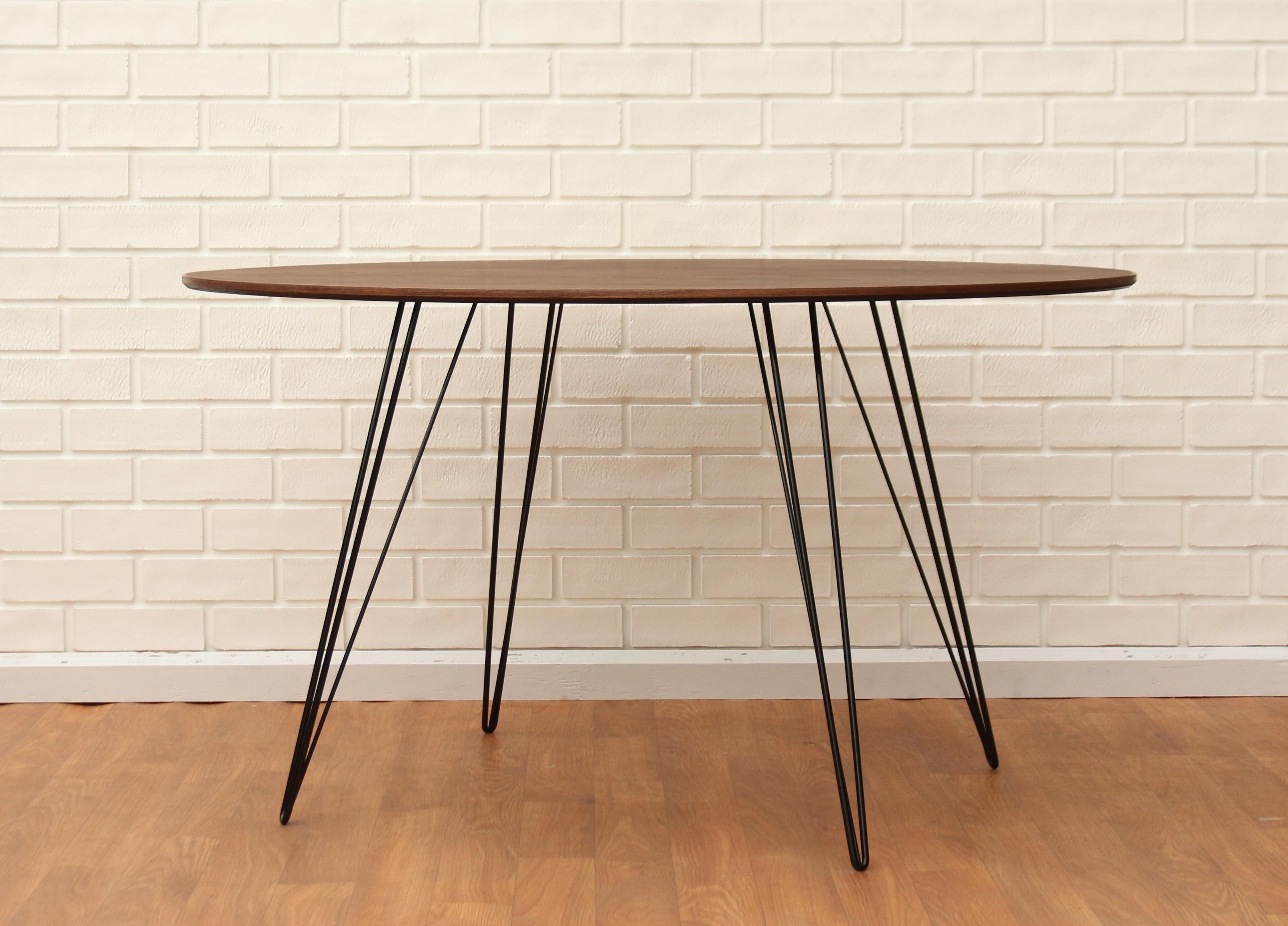 round hairpin dining table
