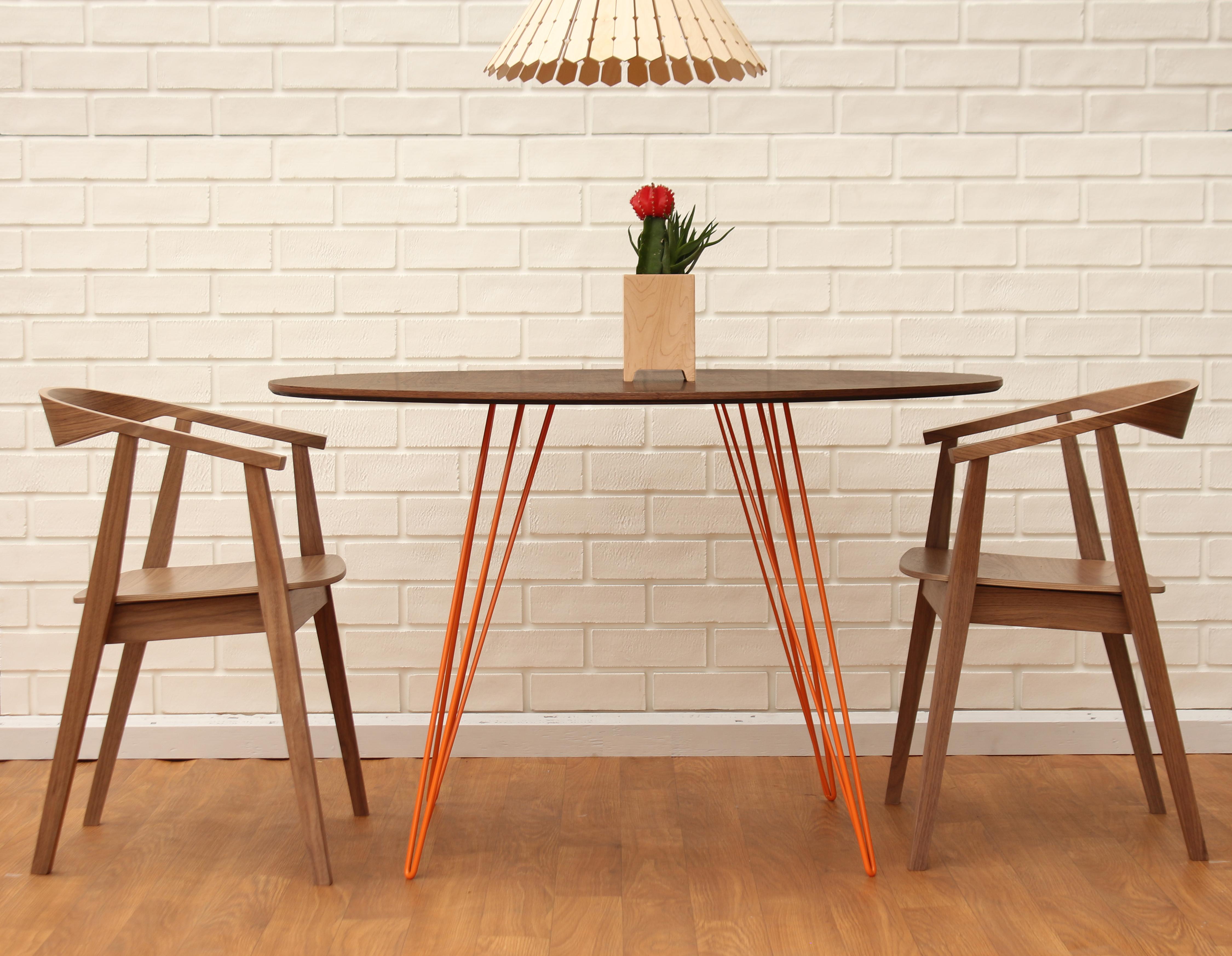 Modern Williams Hairpin Dining Round Table Walnut Orange For Sale