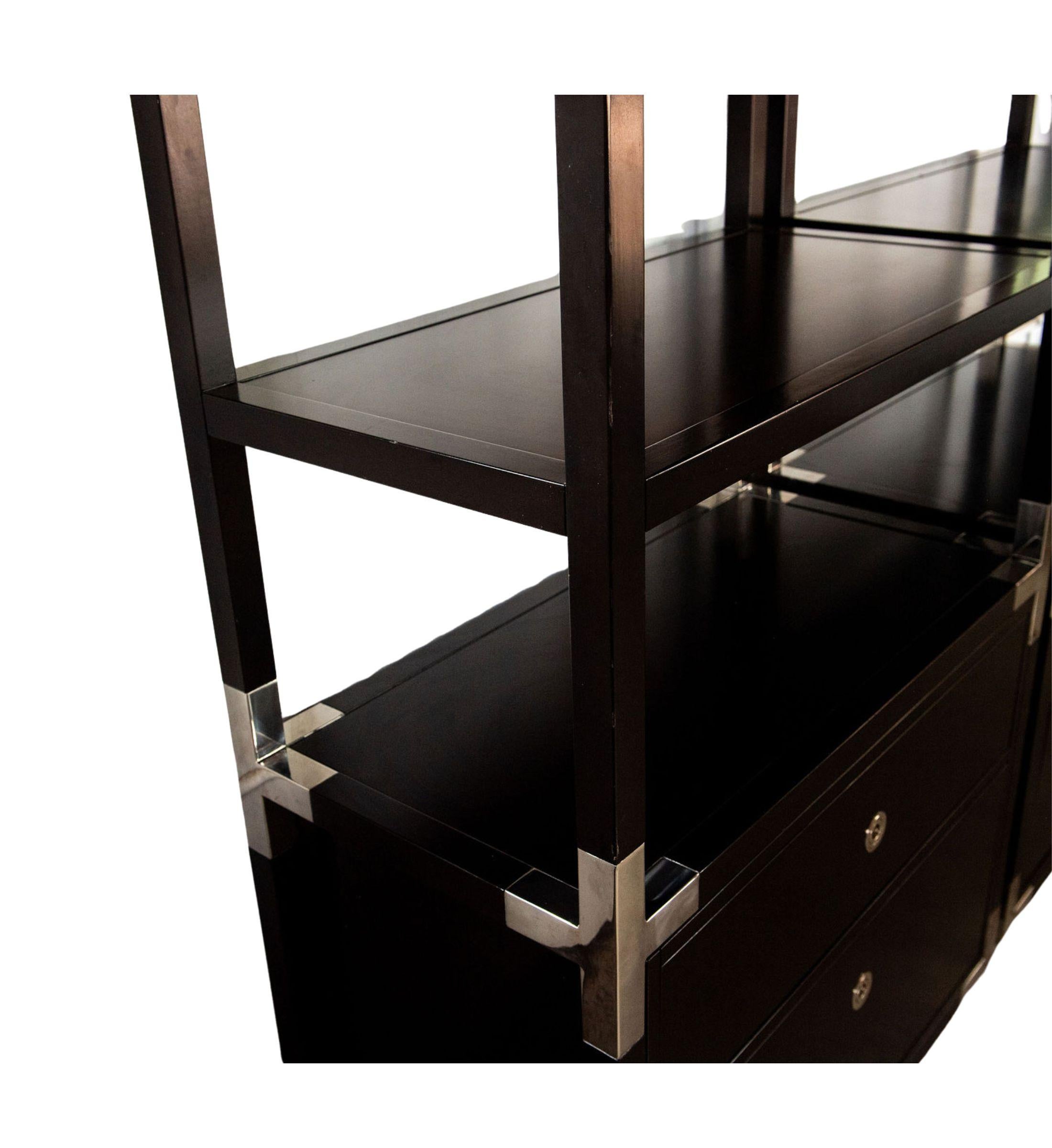 Williams Sonoma Home Schwarz lackierte Bücherregale mit Nickel-Beschlägen im Angebot 3