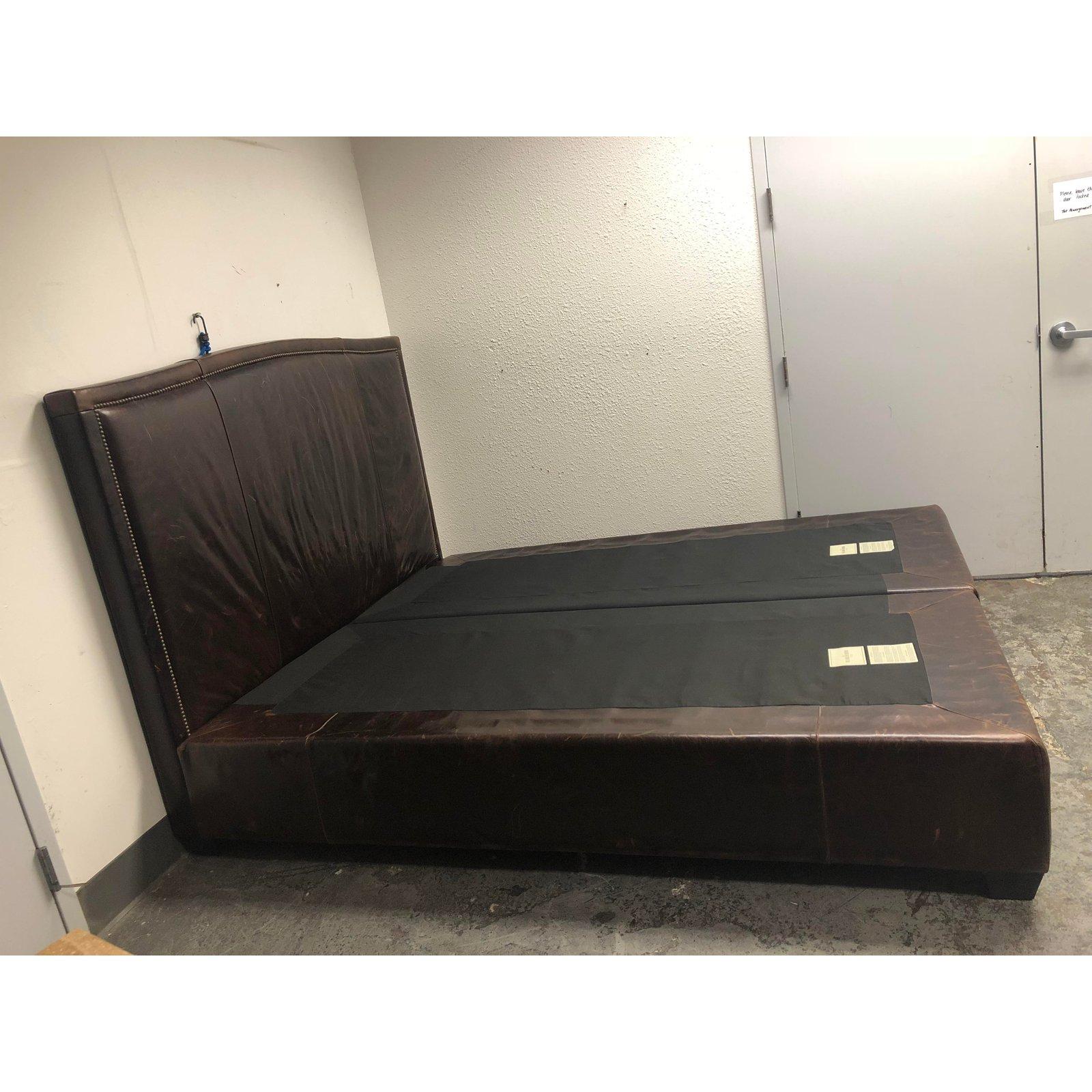 Williams Sonoma Home Sutton California King Bed and Headboard In Good Condition For Sale In San Francisco, CA