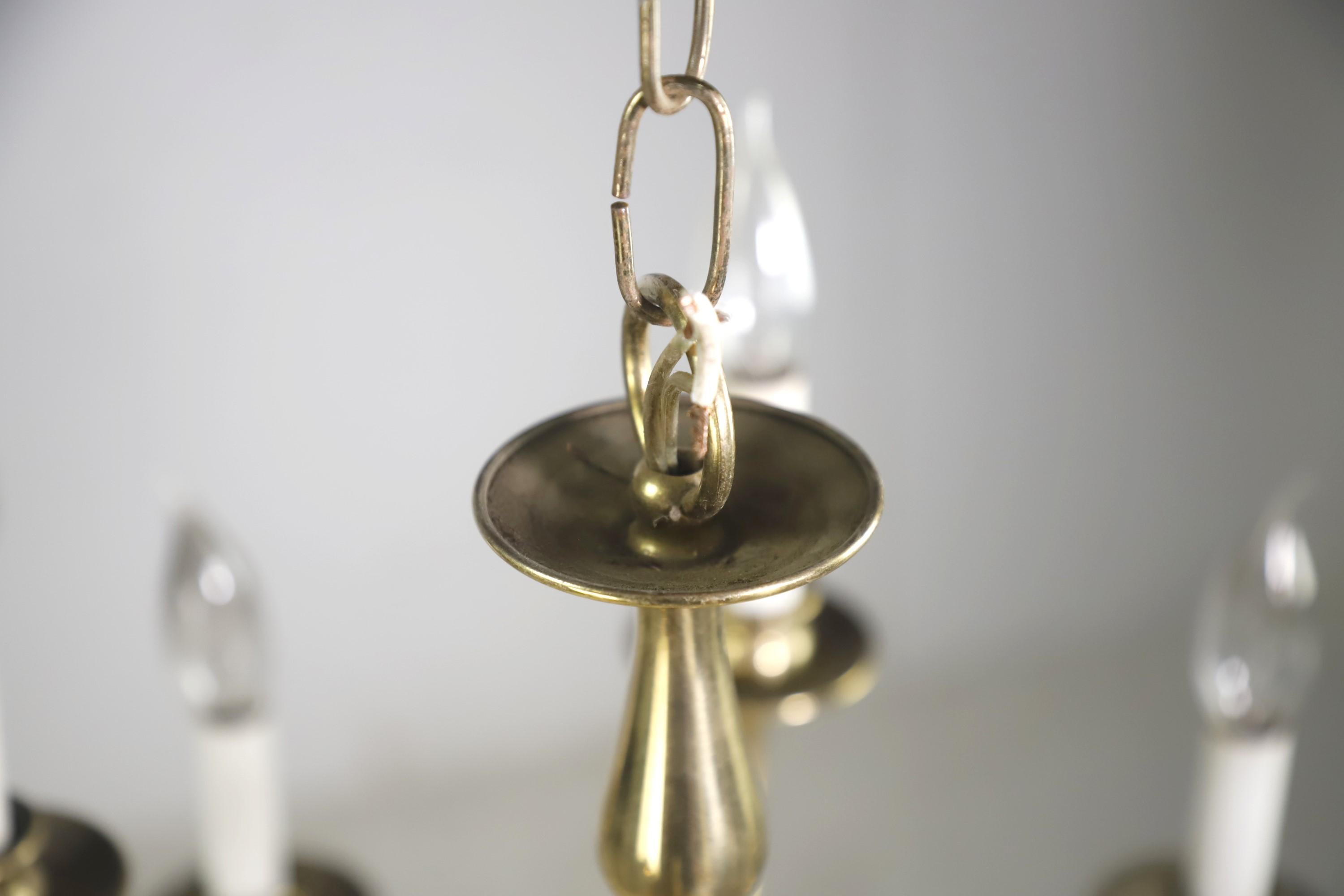 Williamsburg 2 Tier 10 Candelabra Light Brass Chandelier  For Sale 5