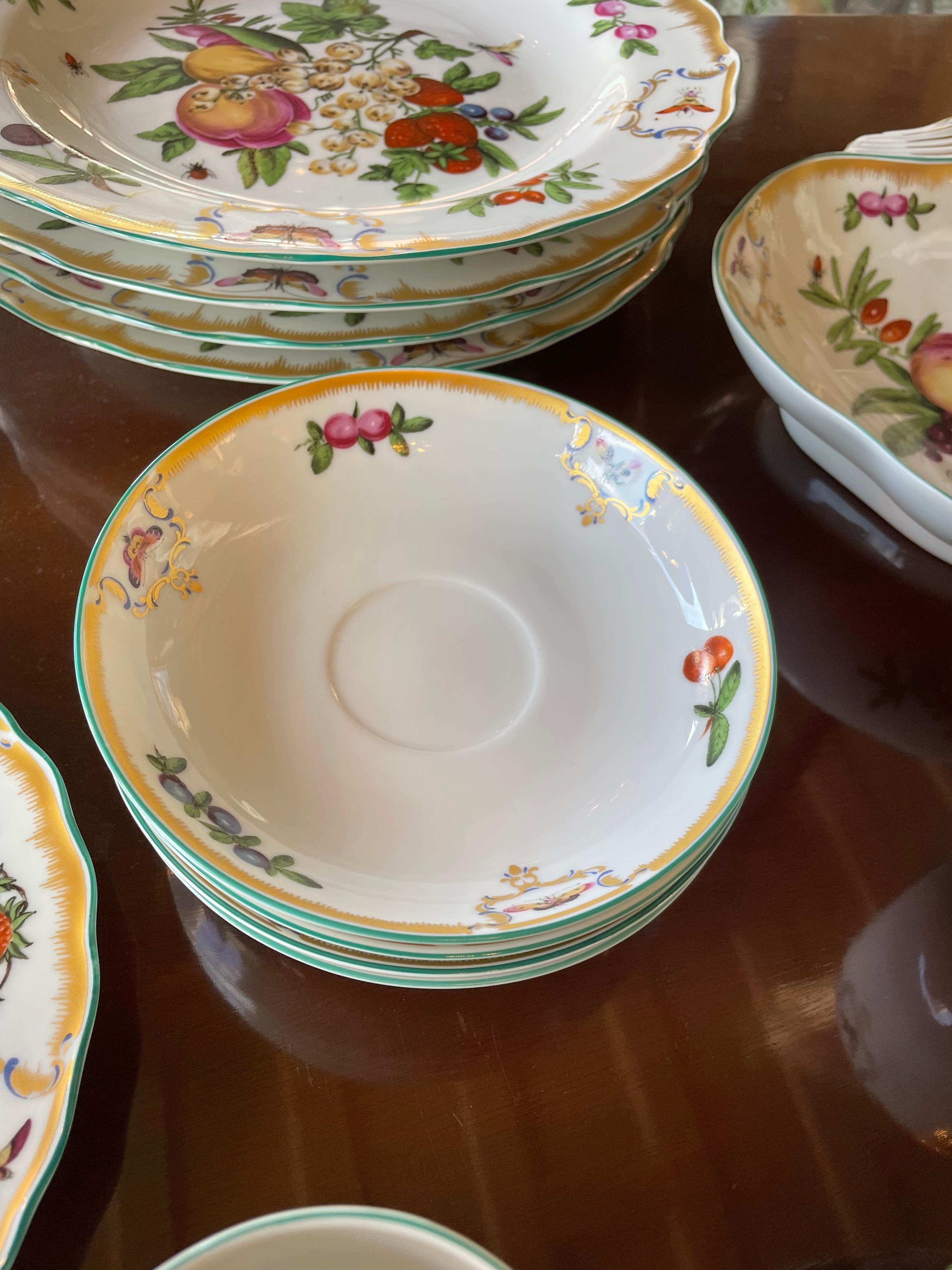 Set di piatti Mottahedeh di Williamsburg Duke of Gloucester in vendita 1