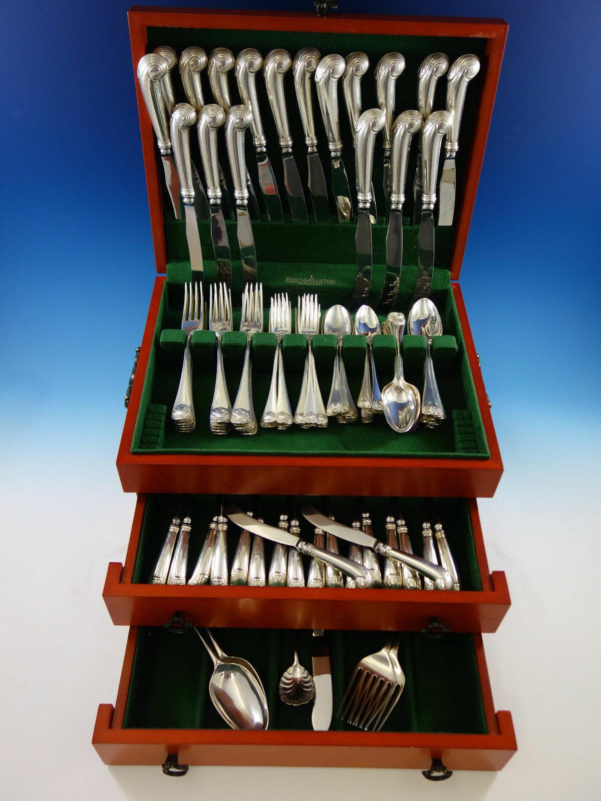 Monumental Williamsburg shell by Stieff dinner size sterling silver flatware set, 114 pieces. This set includes:

18 dinner size knives, pistol grip, 9 3/4