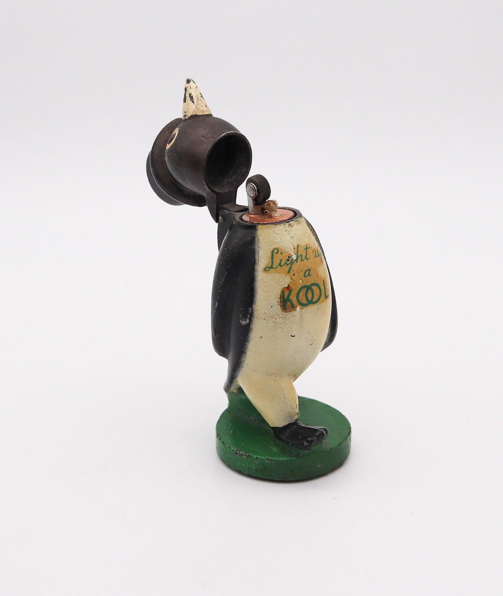 WILLIE KOOL 1938 The Penguin Figural Bar And Table-Desk Petrol Lighter For Sale 4