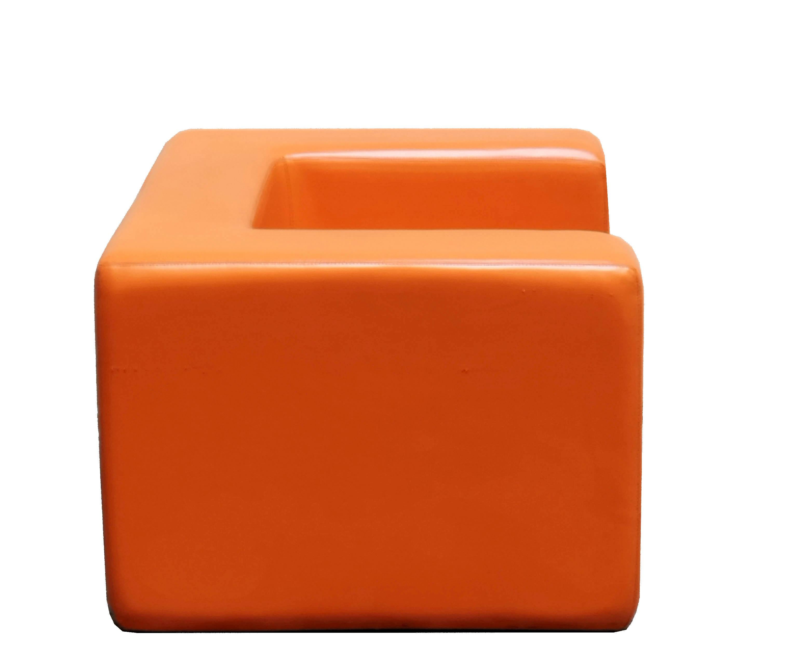 Willie Landels for Zanotta Throw Away Armchairs by , Orange Vinyl, Italy 1970s In Good Condition In Naples, IT