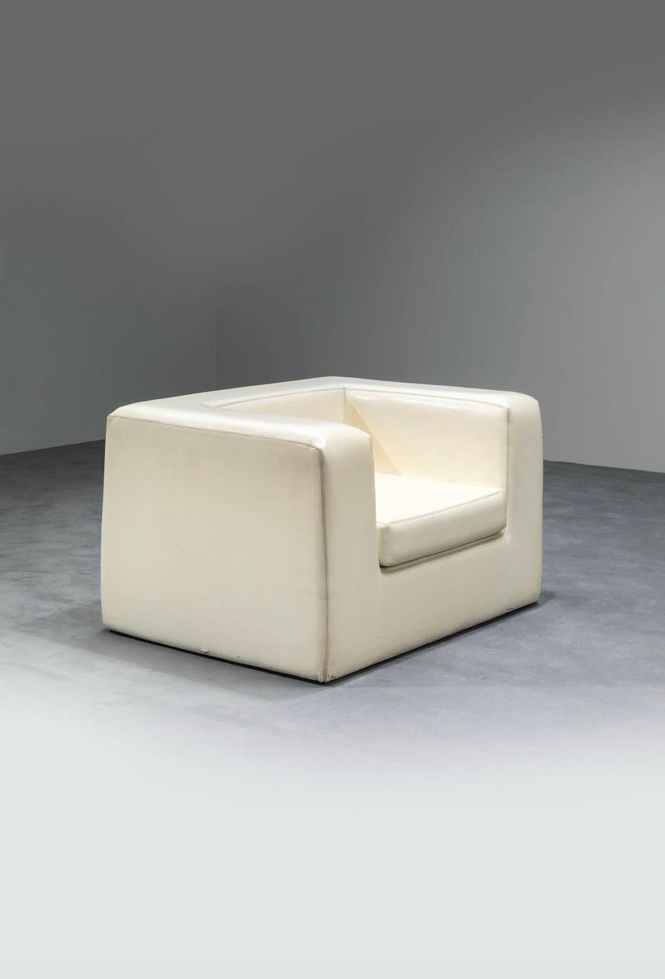 Italian Willie Landels, Armchair mod. Throw Away, prod. Zanotta 1965 For Sale