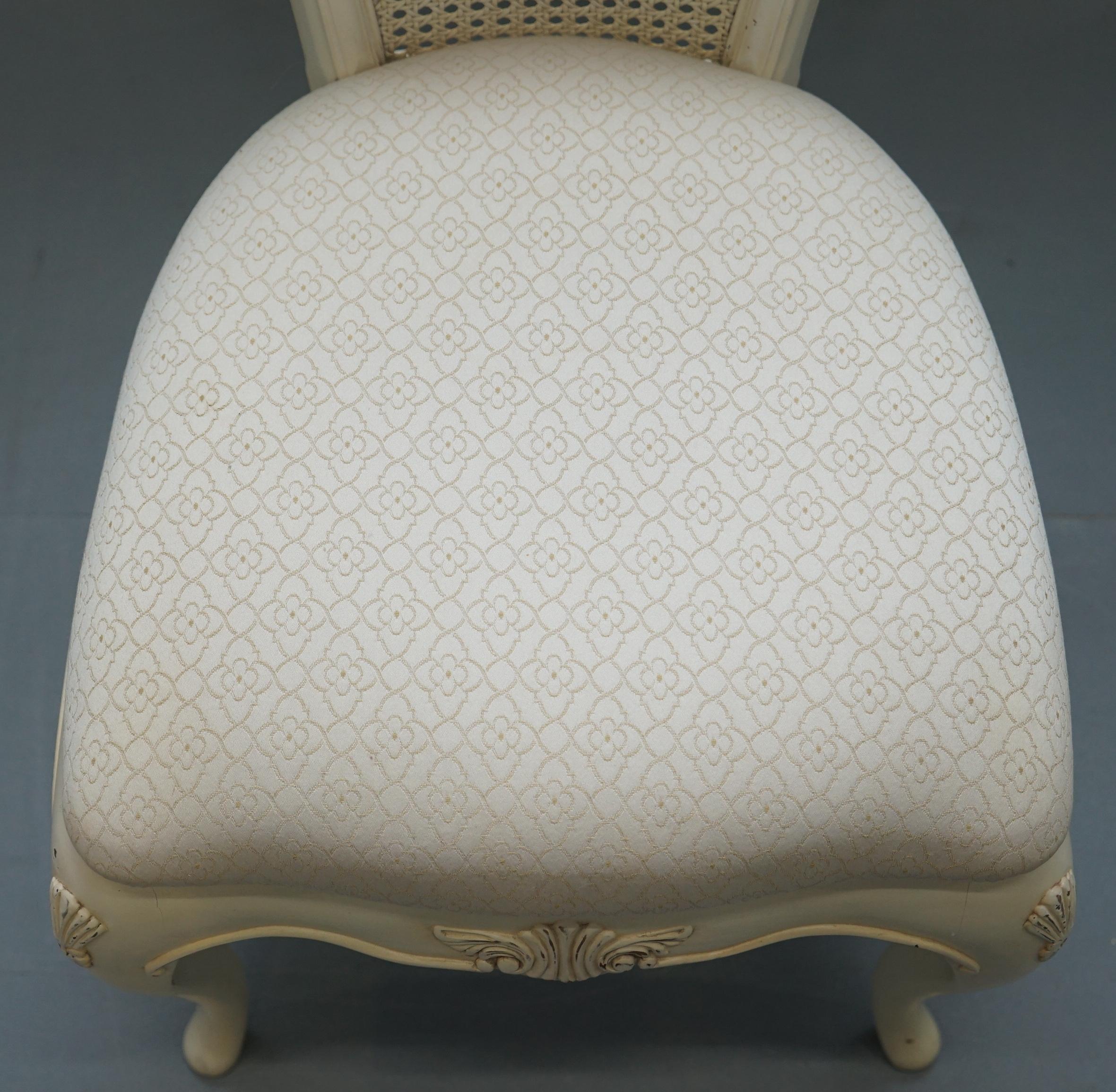 Willis Gambier Ivory Collection Dressing Table Mirror & Chair French Collection 7
