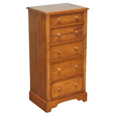 Commodes et coffres à tiroirs