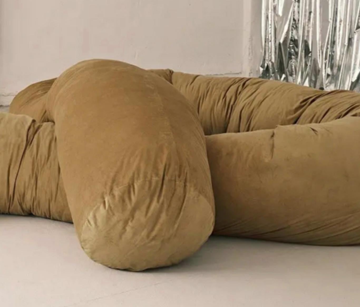 Willo Perron Sausage Sofa für Bd Barcelona (21. Jahrhundert und zeitgenössisch) im Angebot