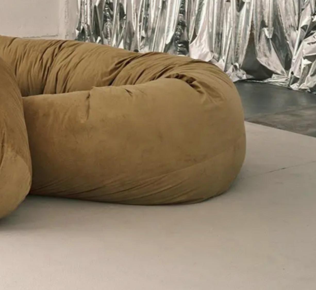 Willo Perron Sausage Sofa für Bd Barcelona (Stoff) im Angebot