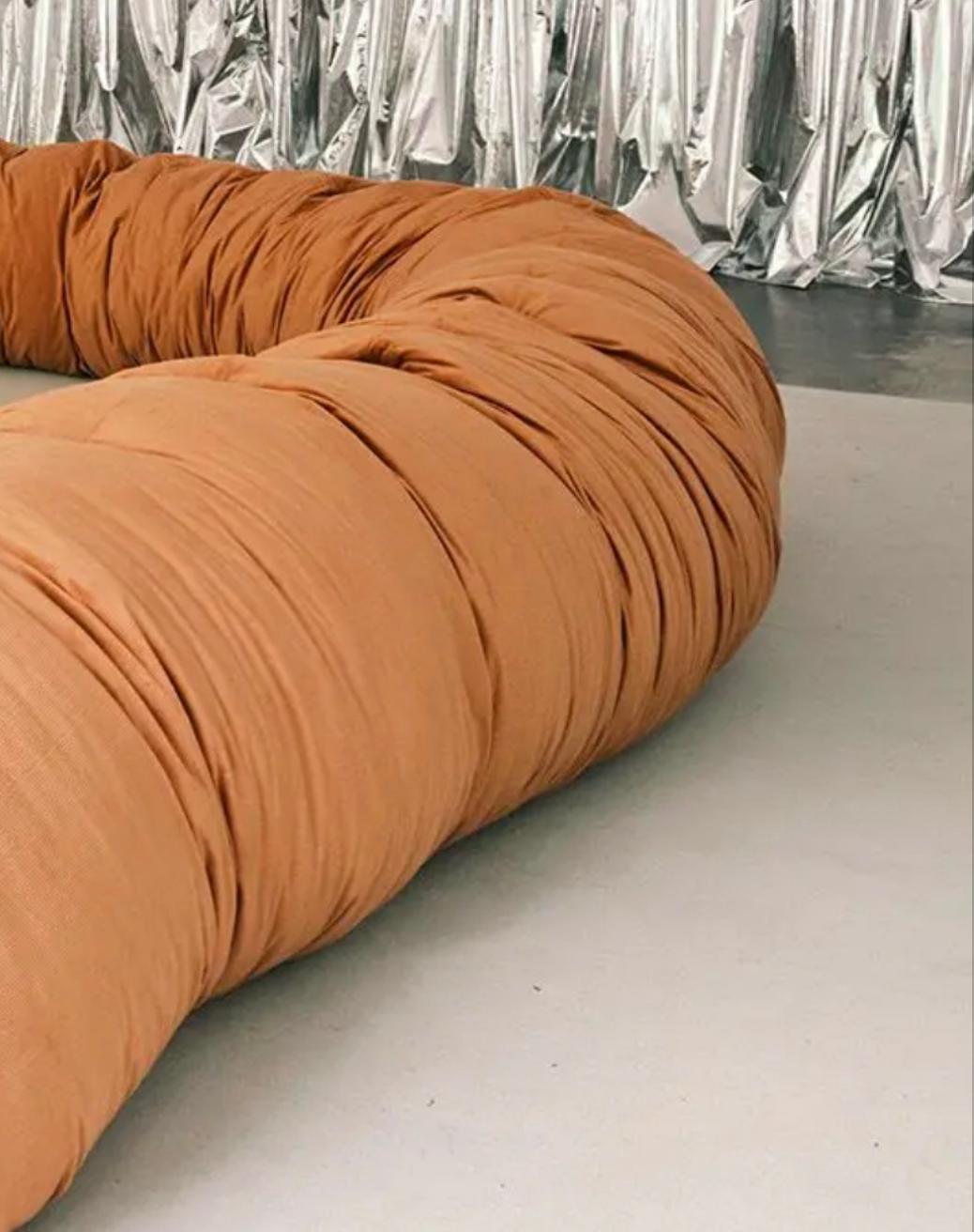 Tissu Canapé Willo Perron Sausage pour Bd Barcelona en vente