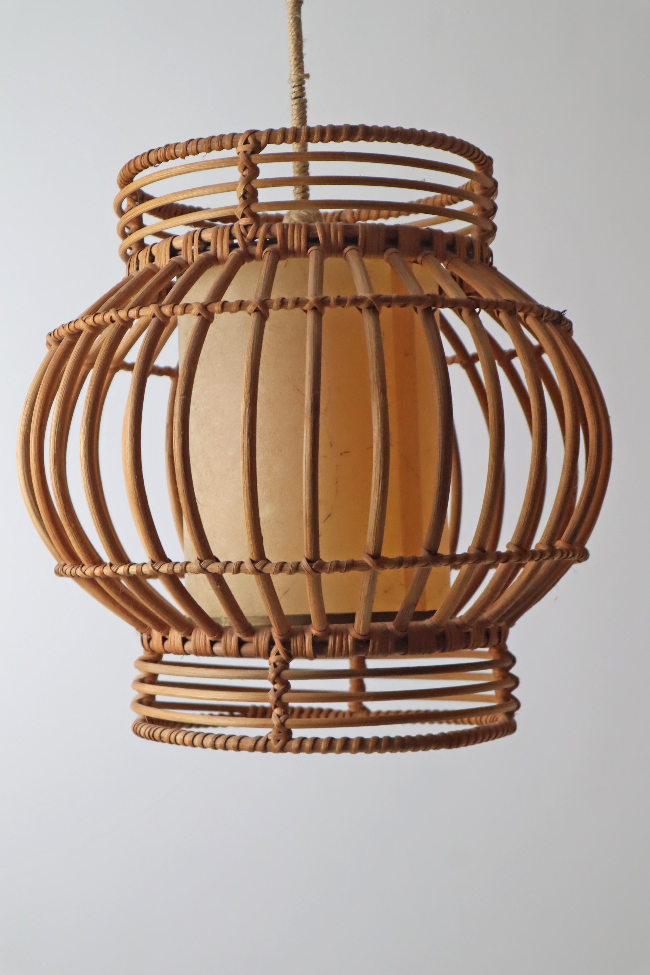 Lampada a sospensione Global in salice e vimini, anni '60 in vendita 3