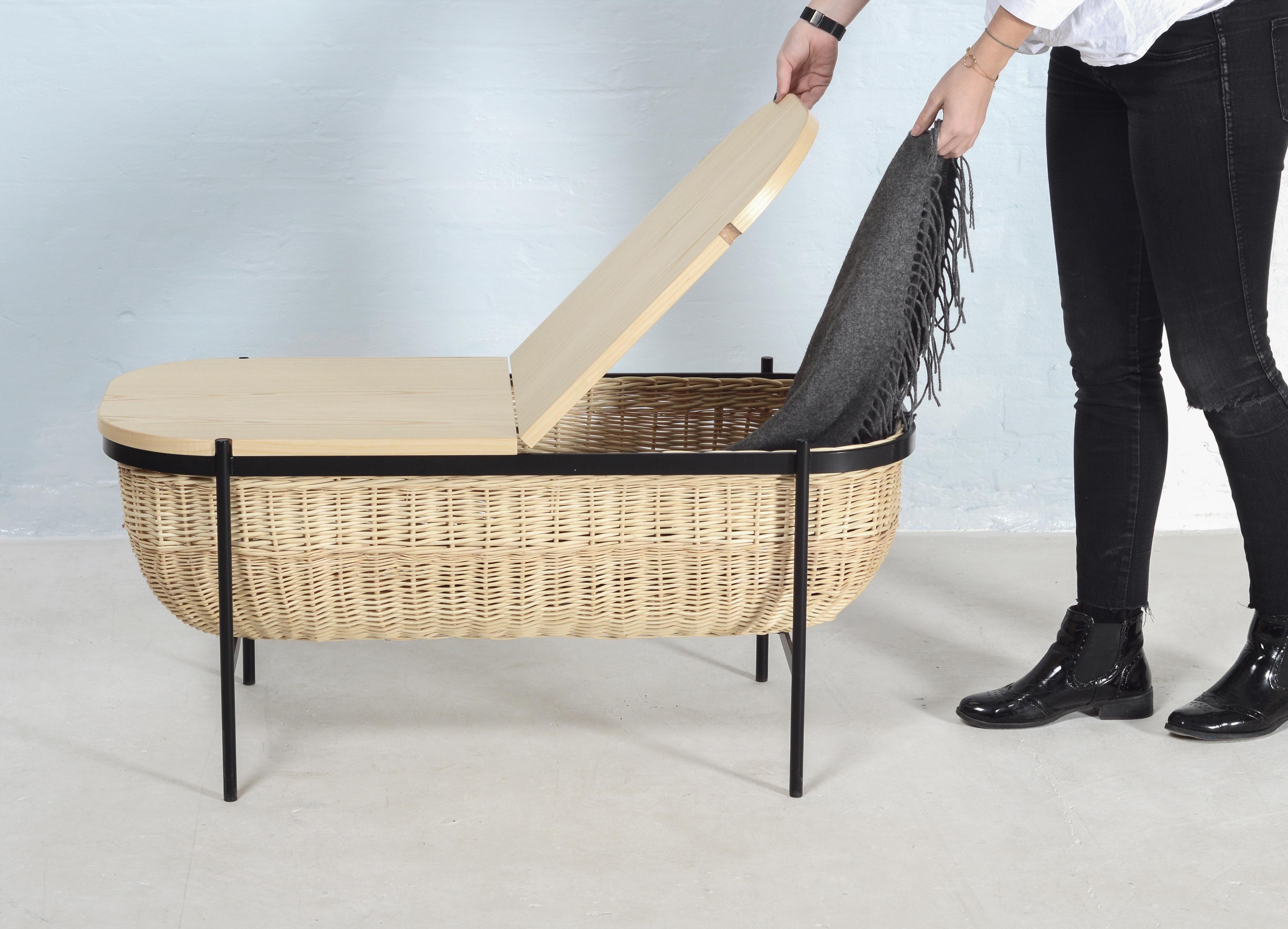 Postmoderno Panchina Willow di OK Design in vendita