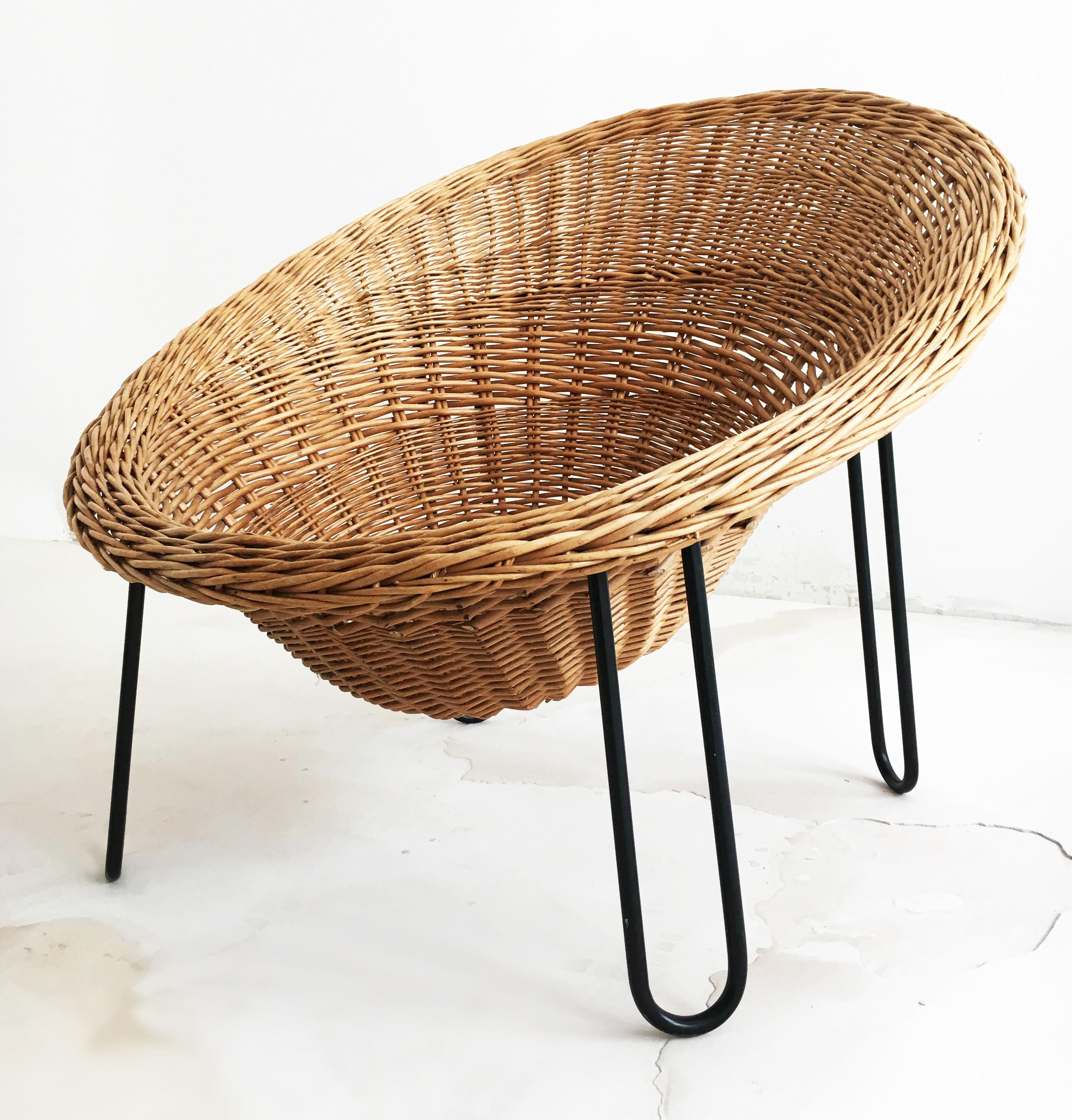 Mid-Century Modern Willow Cone Lounge Chair, France, 1950s For Sale