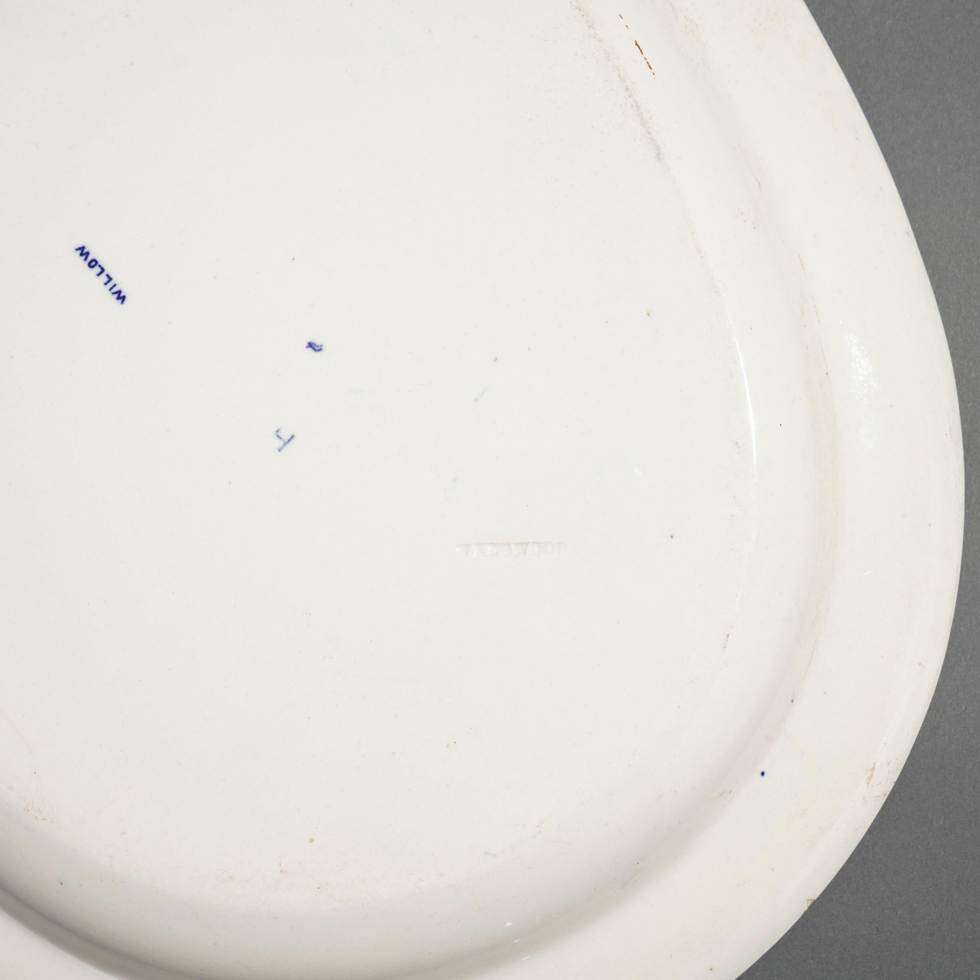Plato ovalado con motivo de sauce de Wedgwood, 1891-92 en venta 4