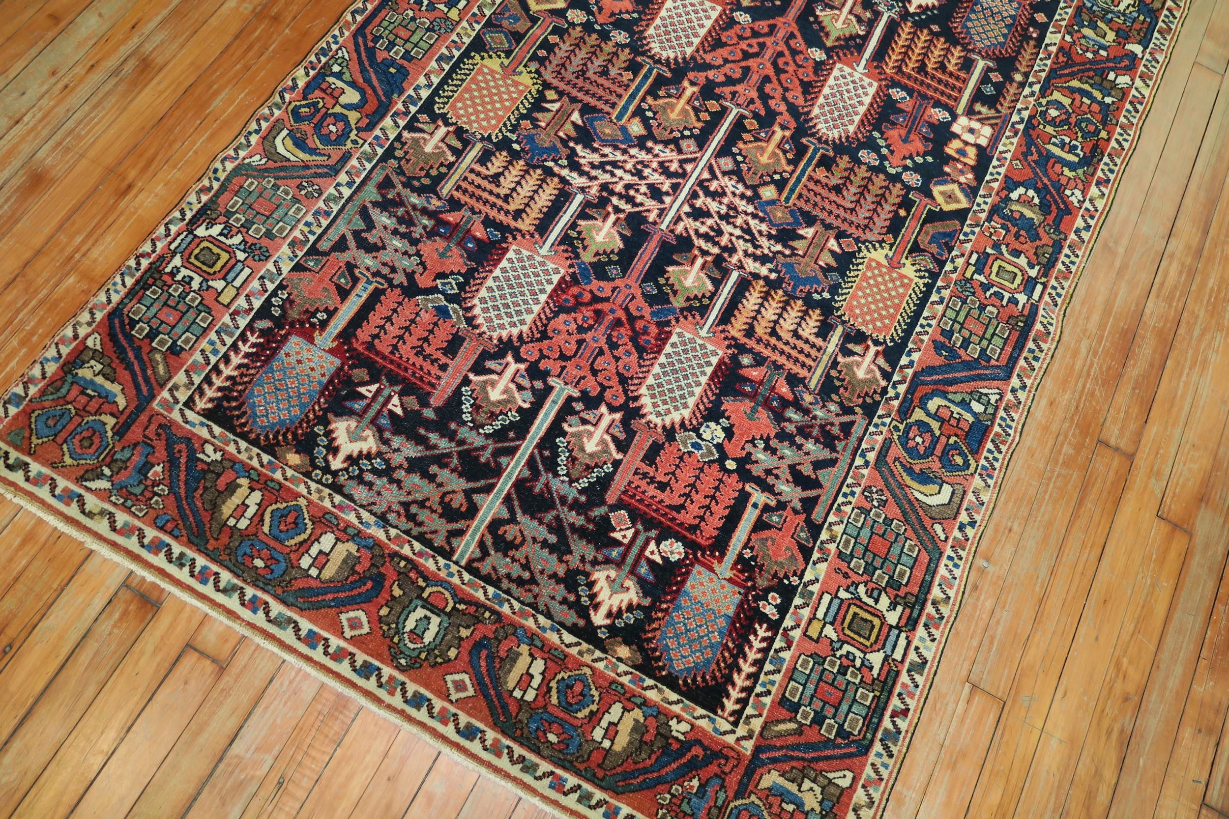 Willow Tree Antique 20th Century Persian Bakhtiari Wool Rug In Excellent Condition In New York, NY