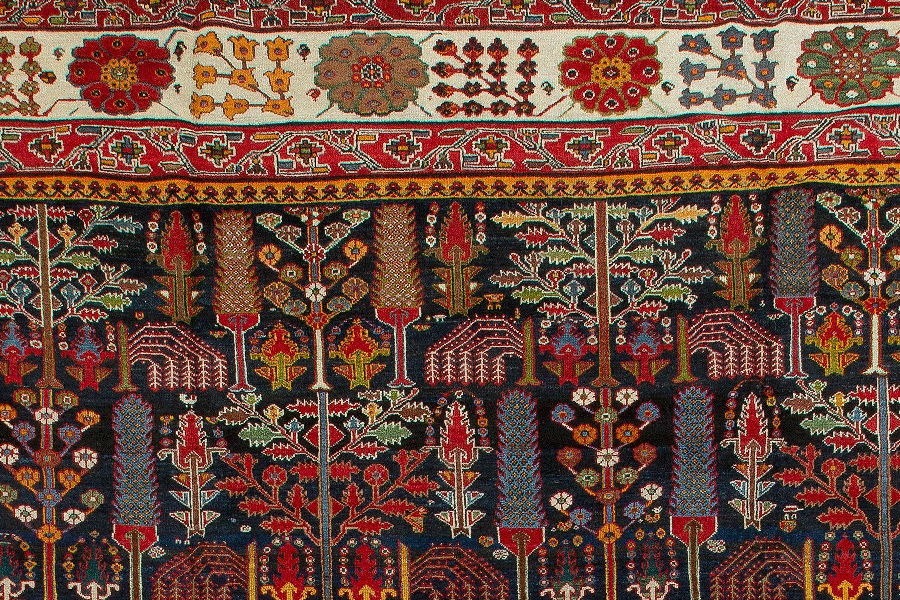 Willow Tree Antique Persian Bakhtiari Wool Rug, 20th Century 2