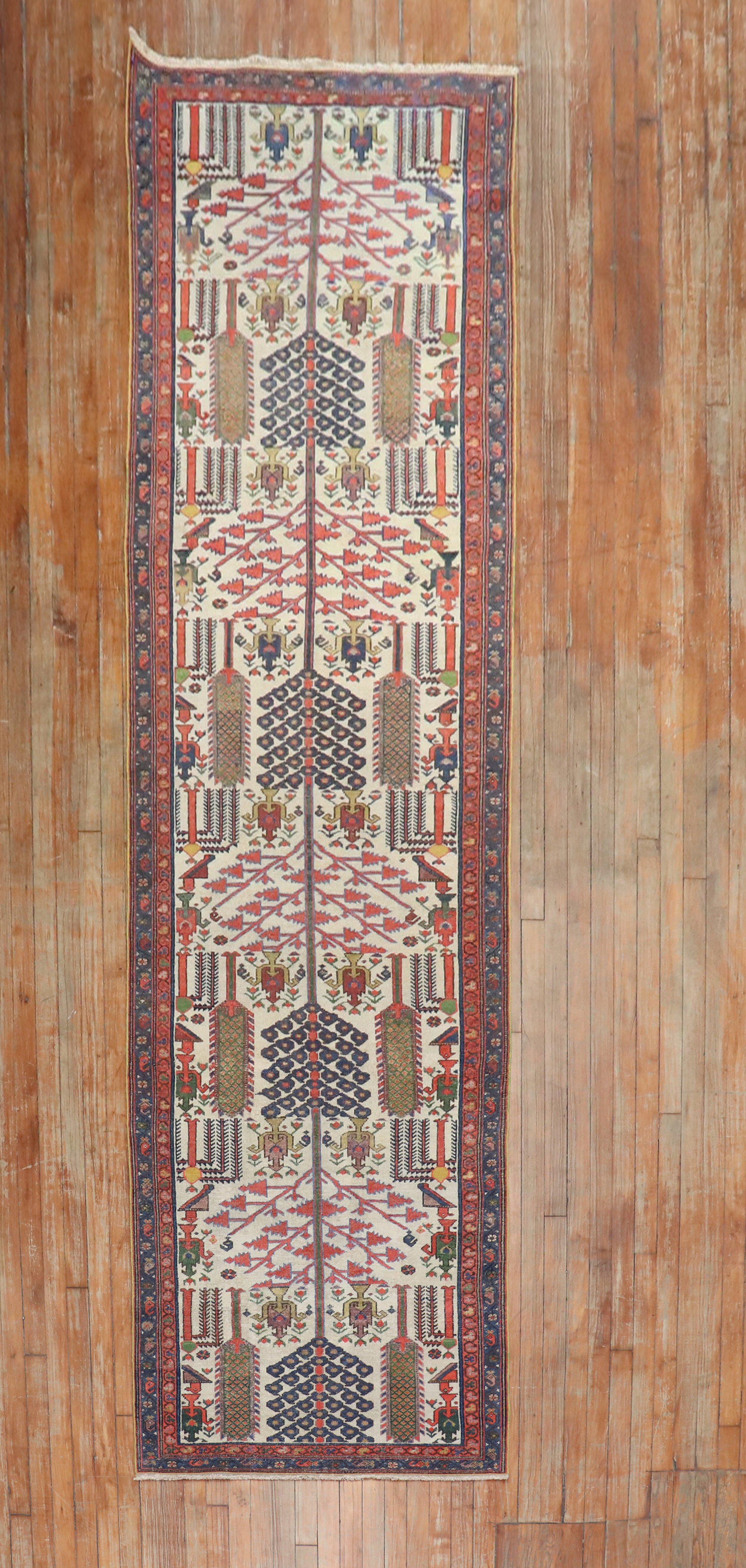 A 20th century tribal highly decorative Persian Malayer runner with a willow tree pattern on a ivory ground. Great quality and great condition. 

Measures: 3'2