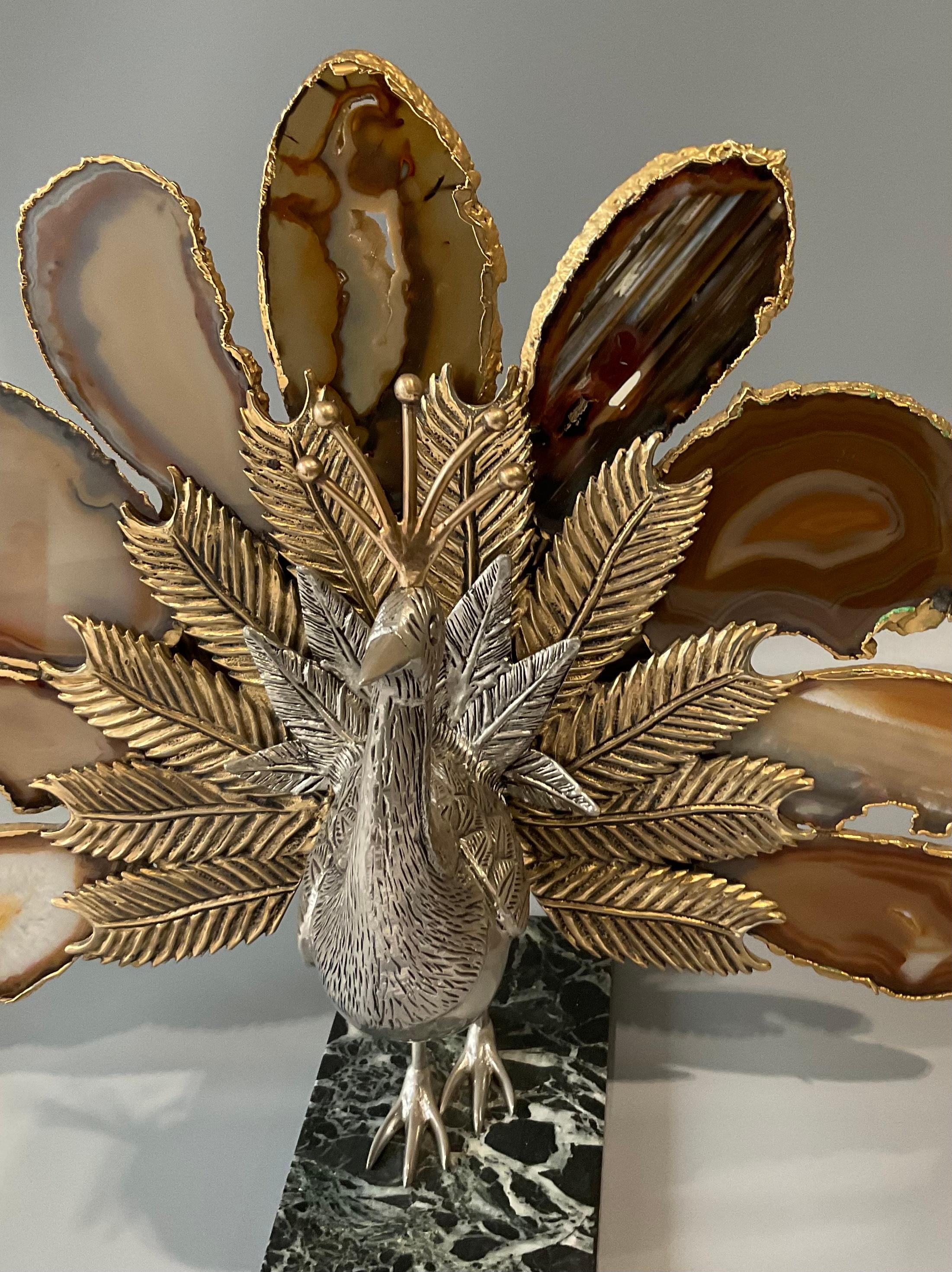 Mid-Century Modern Willy Daro Attributed Stone Peacock Sculpture in Vibrant Gilt Metal For Sale