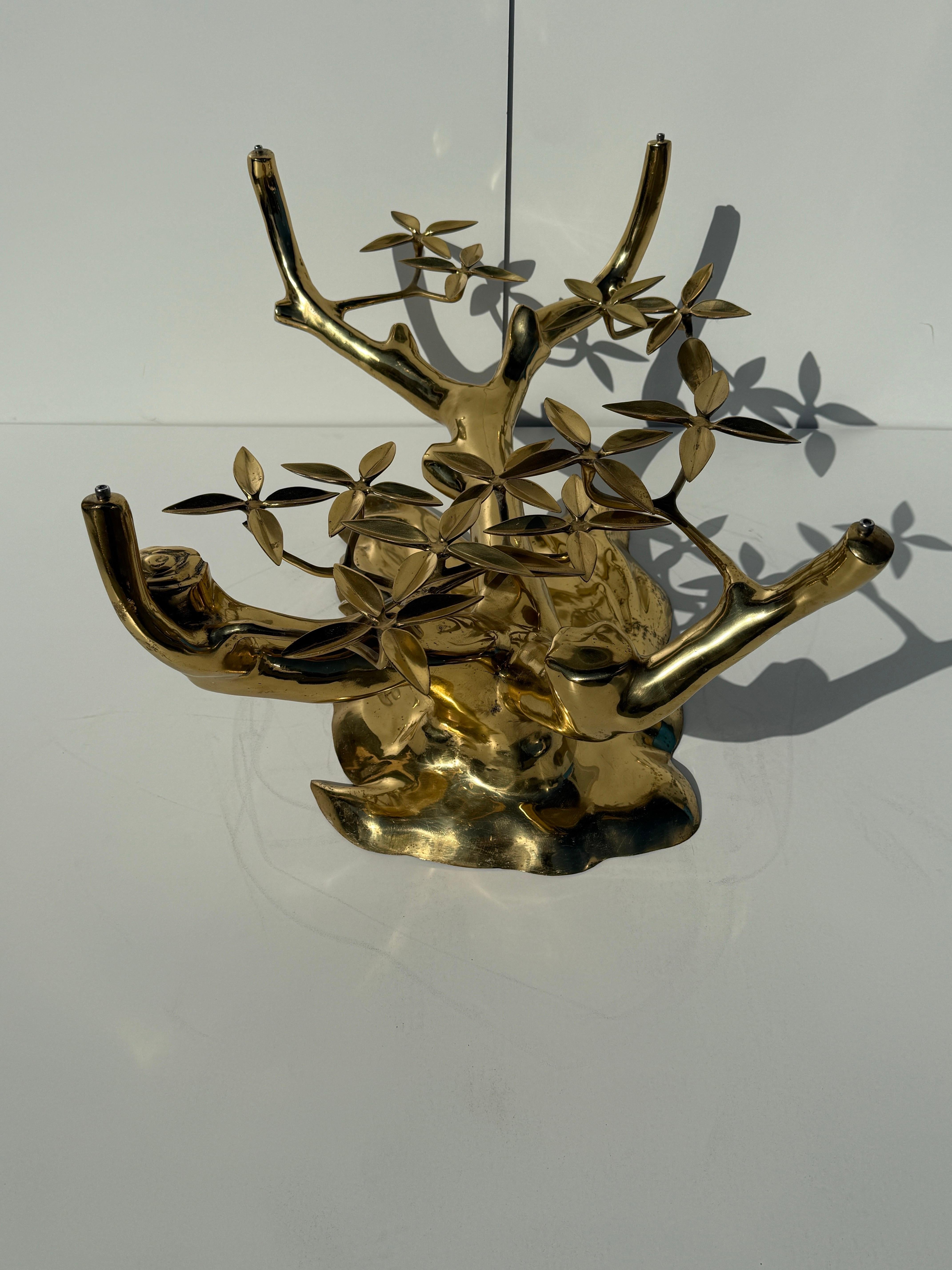 Tavolino con albero bonsai in ottone Willy Daro in vendita 7