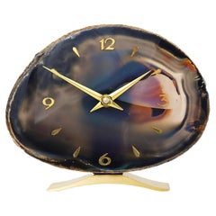 Horloge de table ou de bureau en agate de style Willy Daro du milieu du siècle des années 1960