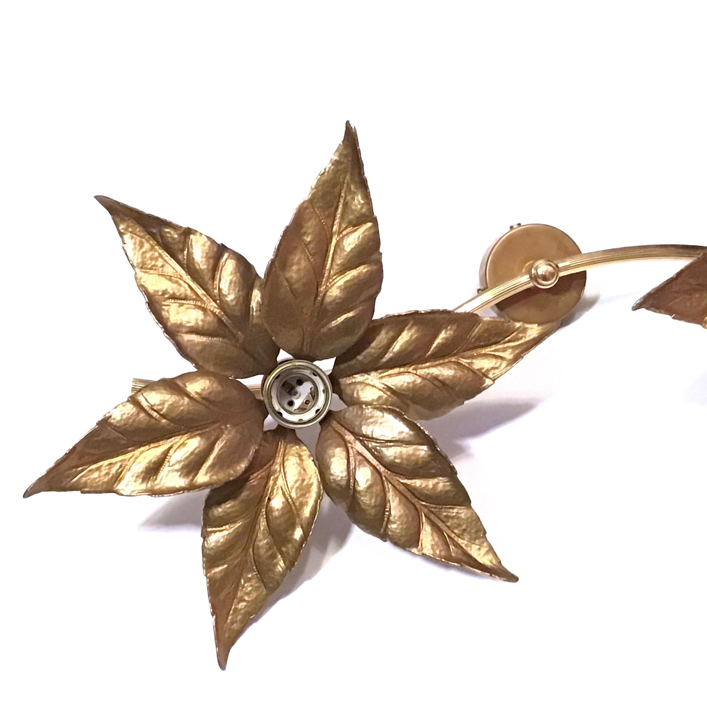 Modern Willy Daro Two-Flower Wall Light, Massive Lighting, 1970s For Sale