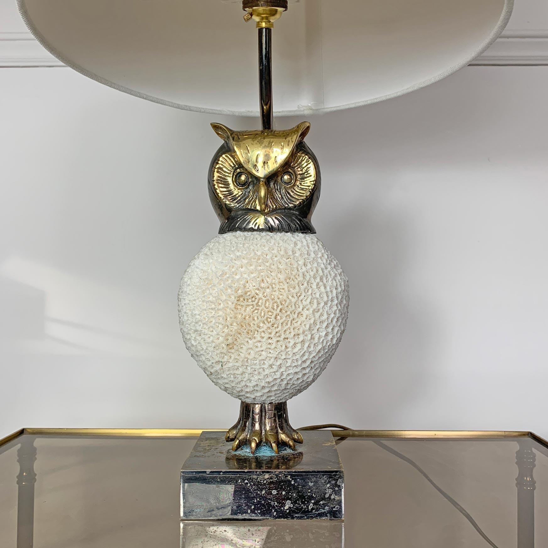 Mid-Century Modern Willy Daro White Owl Table Lamp, 1970s For Sale