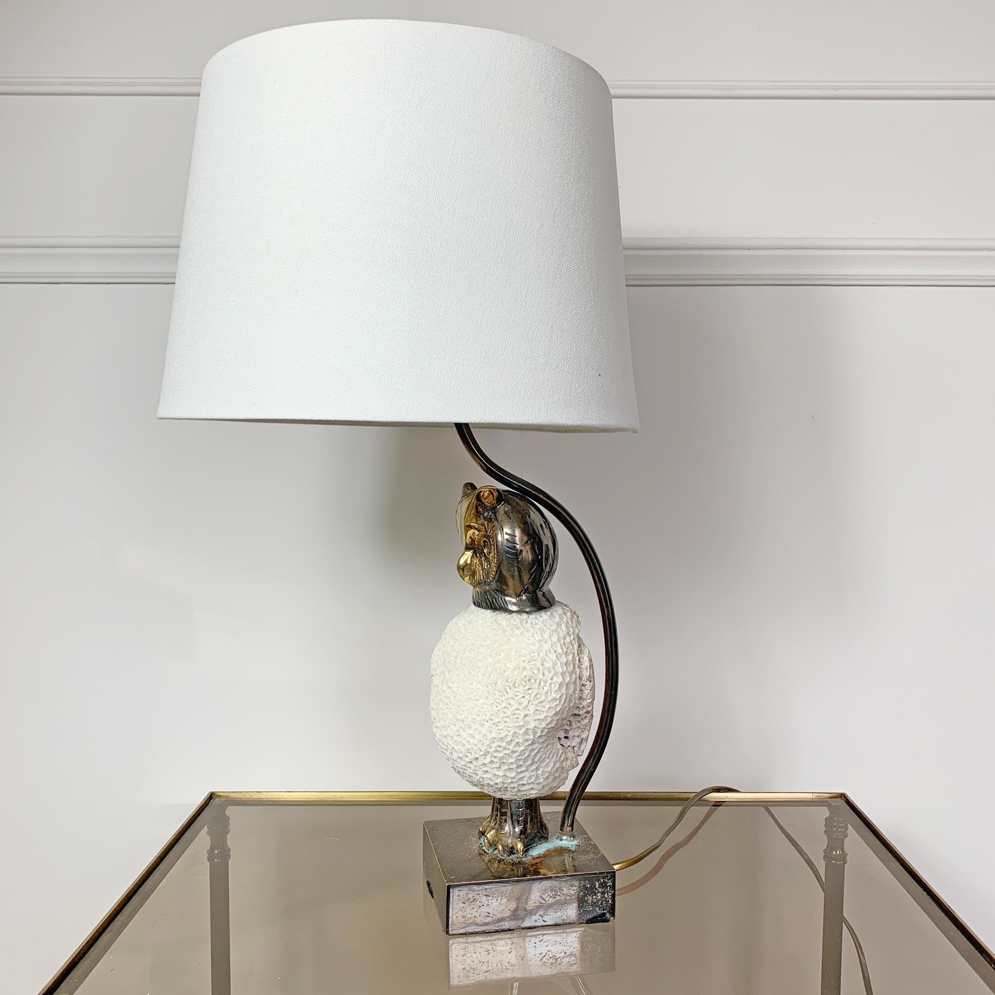 Brass Willy Daro White Owl Table Lamp, 1970s For Sale