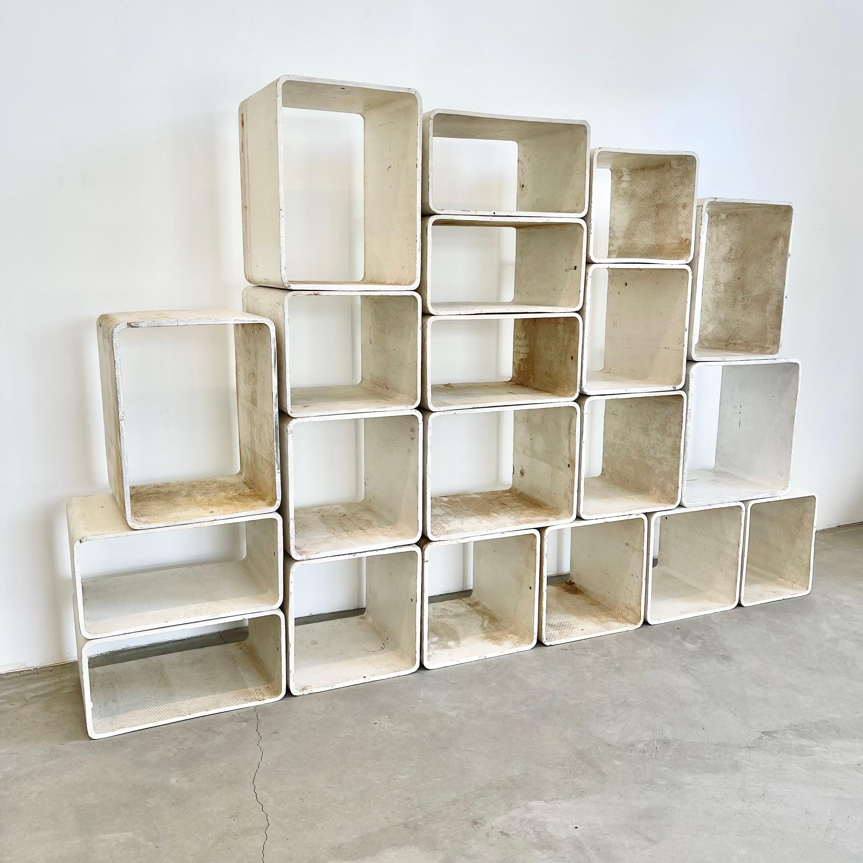Minimalist Willy Guhl 20 Piece Modular Concrete Bookcase, 1960s