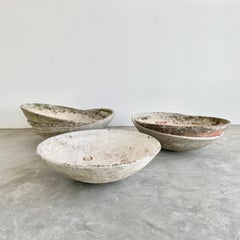 Willy Guhl 23" Concrete Bowl, 1960s Switzerland