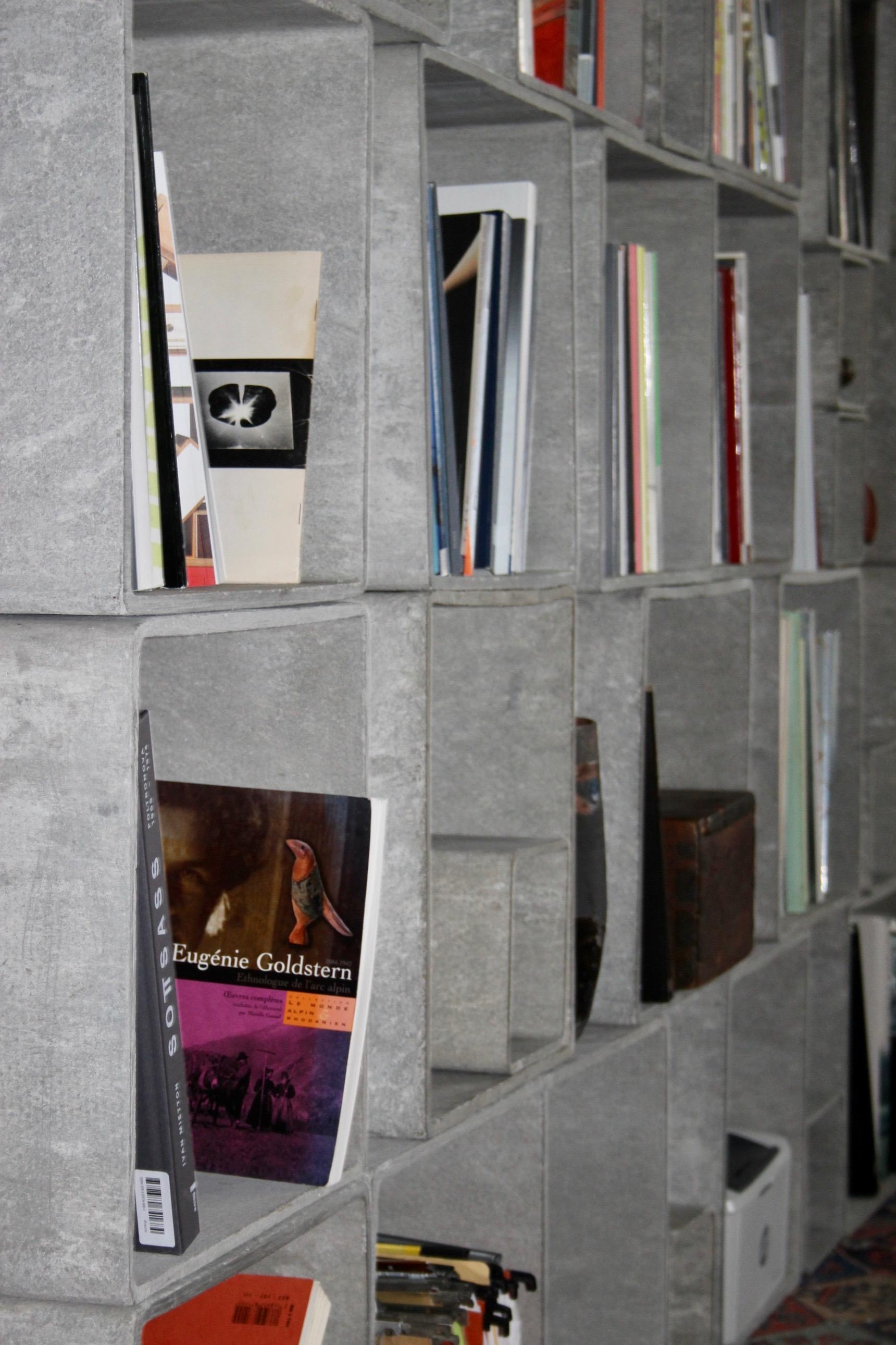 Willy Guhl 46 Pieces Modulares Bücherregal aus Betonwürfeln, 1978 Schweiz im Angebot 2