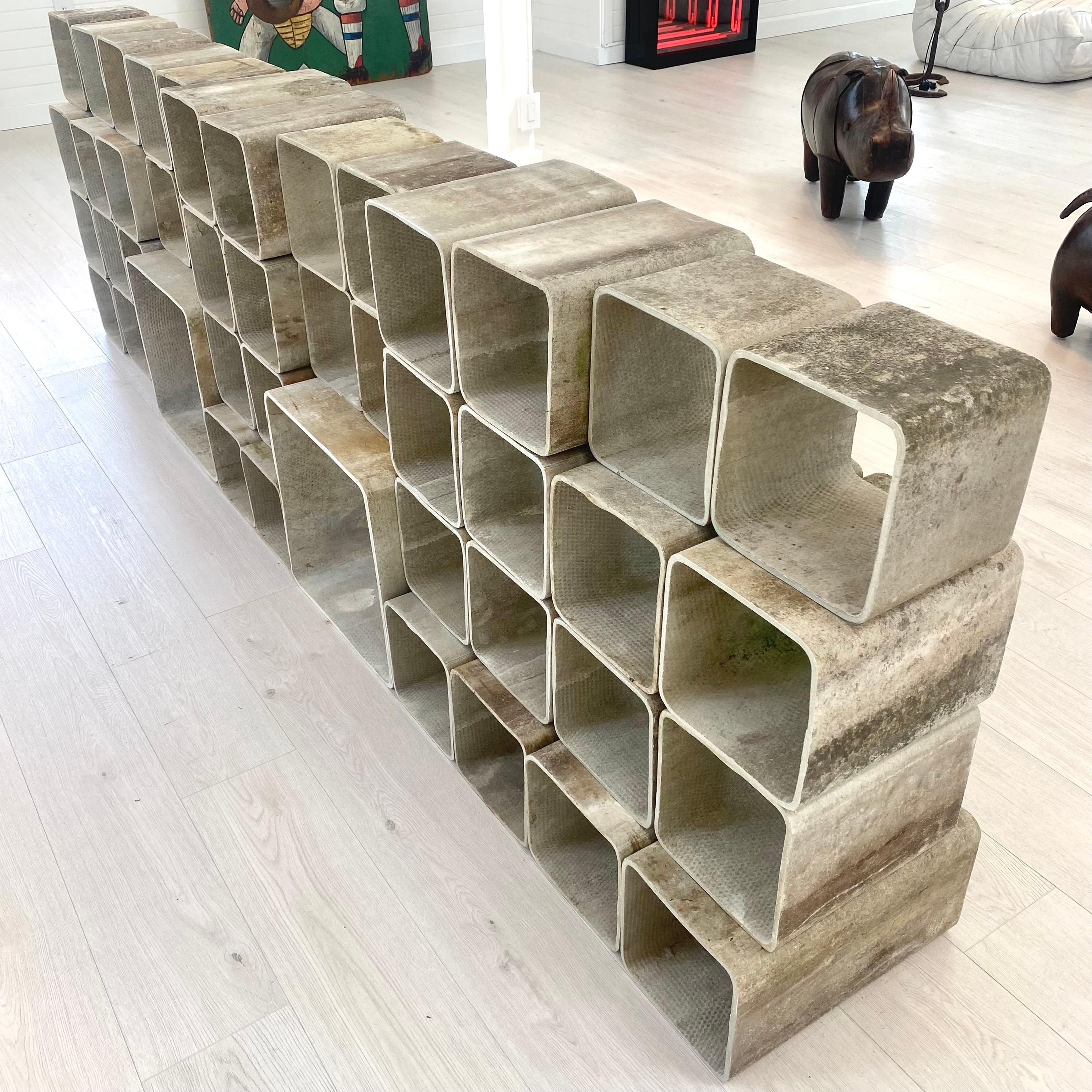 Willy Guhl 50 Piece Modular Concrete Cube Bookcase, 1960s Switzerland For Sale 15