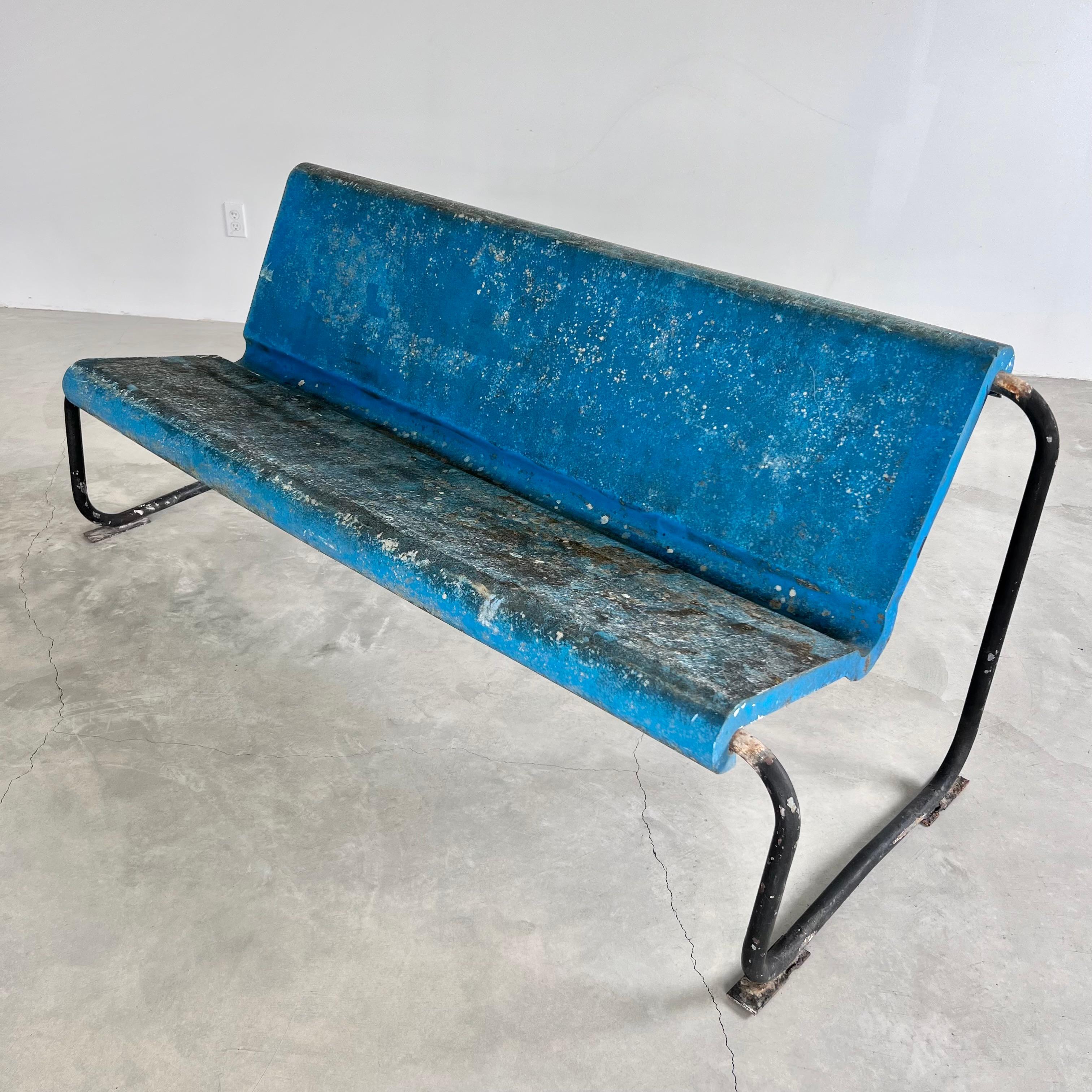 Willy Guhl Blue Fiberglass Bench, 1960s Switzerland In Good Condition For Sale In Los Angeles, CA