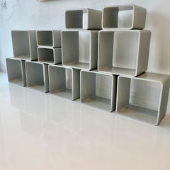 Bibliothèque en béton Willy Guhl