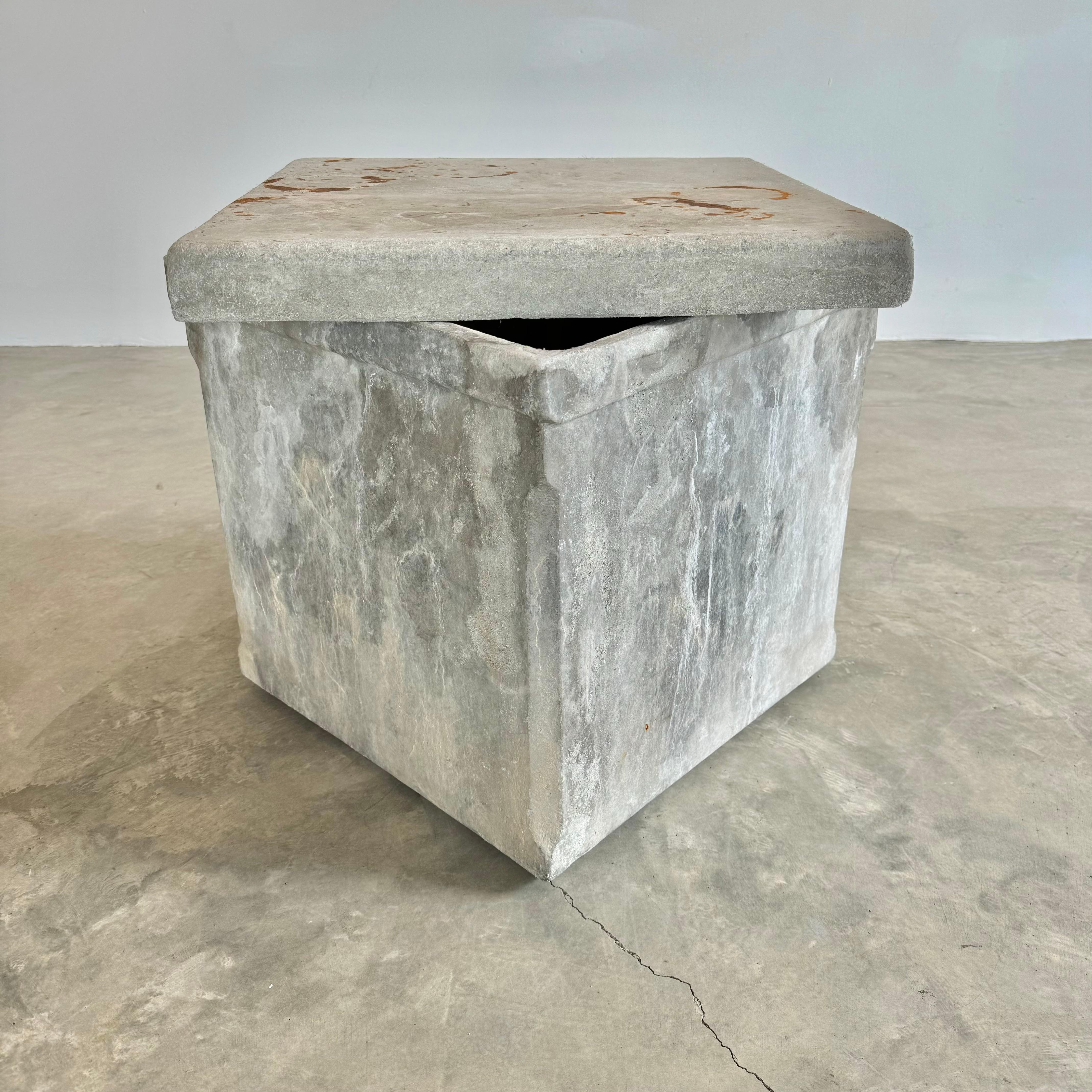 Willy Guhl Concrete Box with Lid, 1960s Switzerland For Sale 2