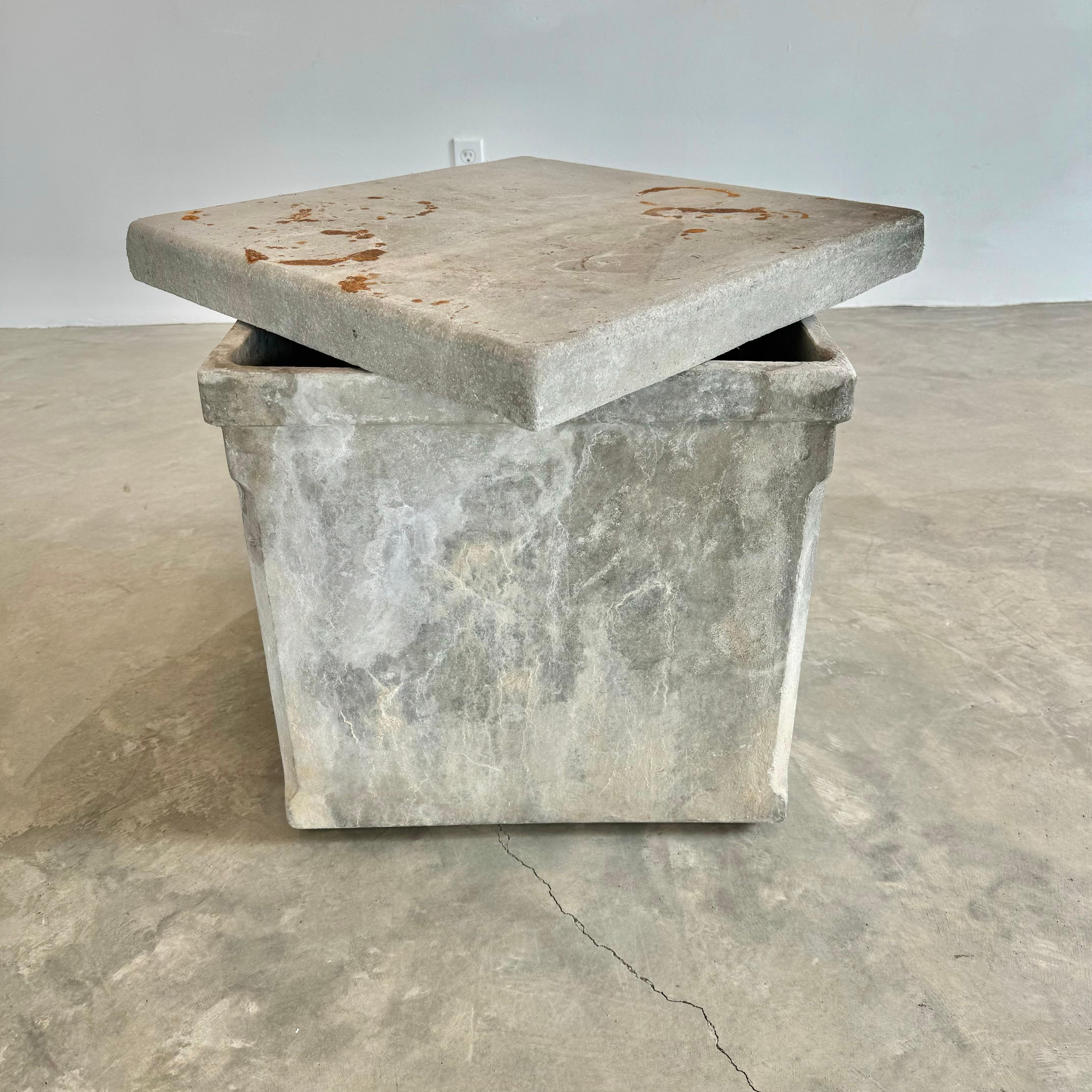 Willy Guhl Concrete Box with Lid, 1960s Switzerland For Sale 3