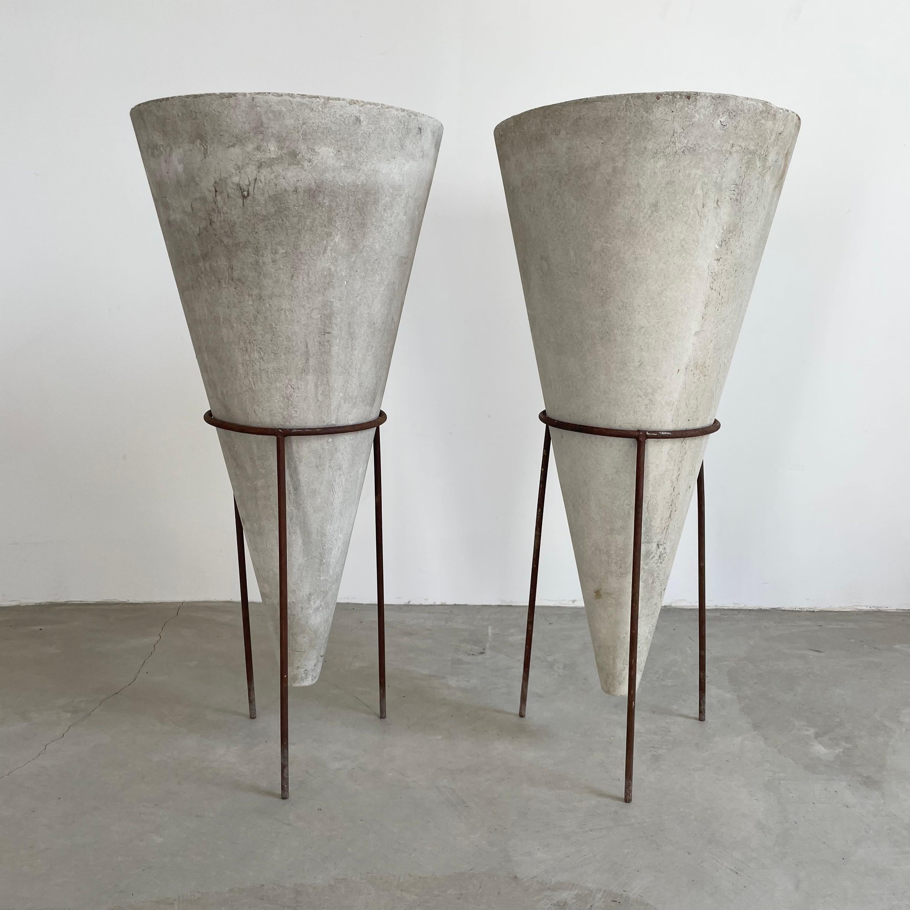 Willy Guhl Concrete Cone Planter on Iron Stand, 1960s 13