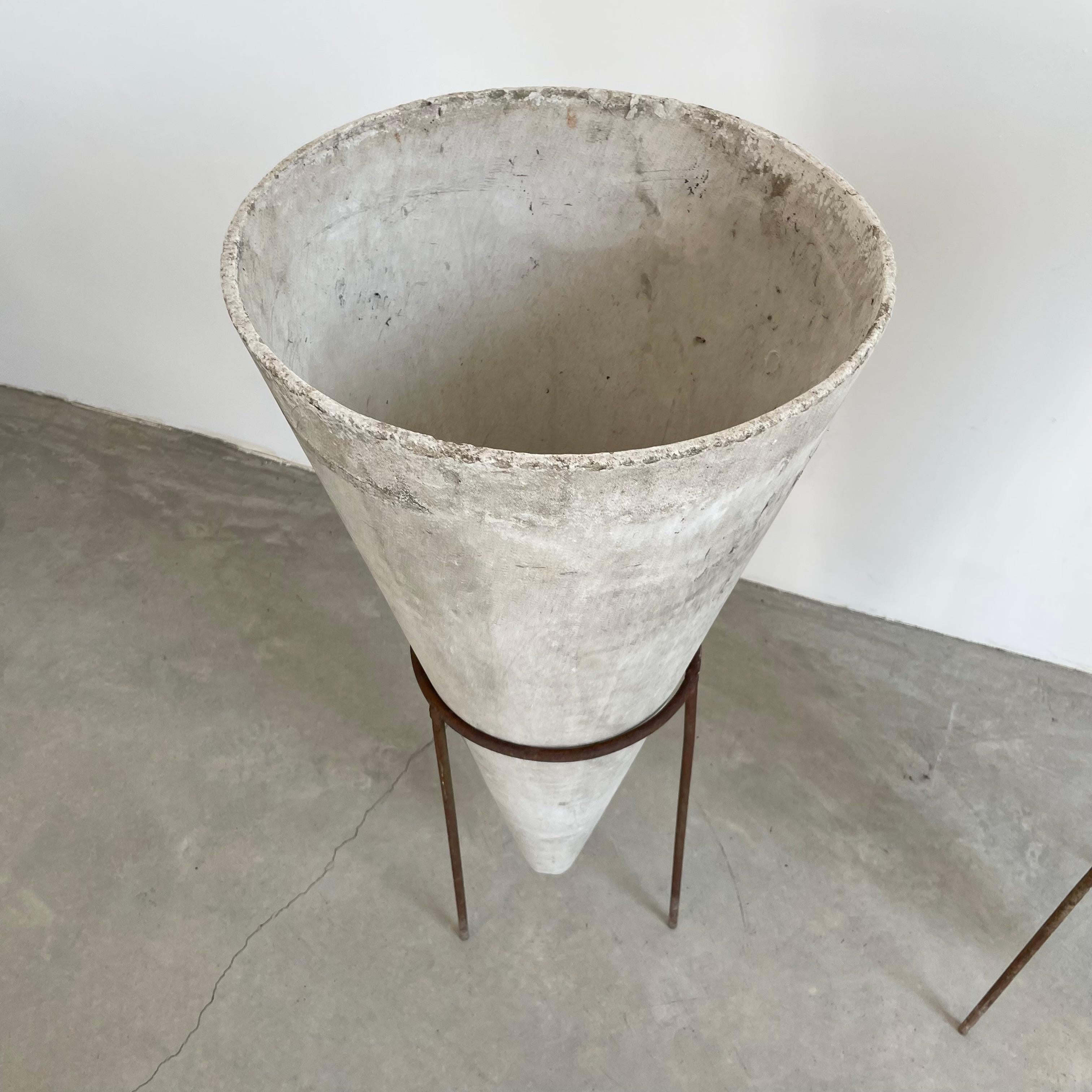 Willy Guhl Concrete Cone Planter on Iron Stand, 1960s In Good Condition In Los Angeles, CA