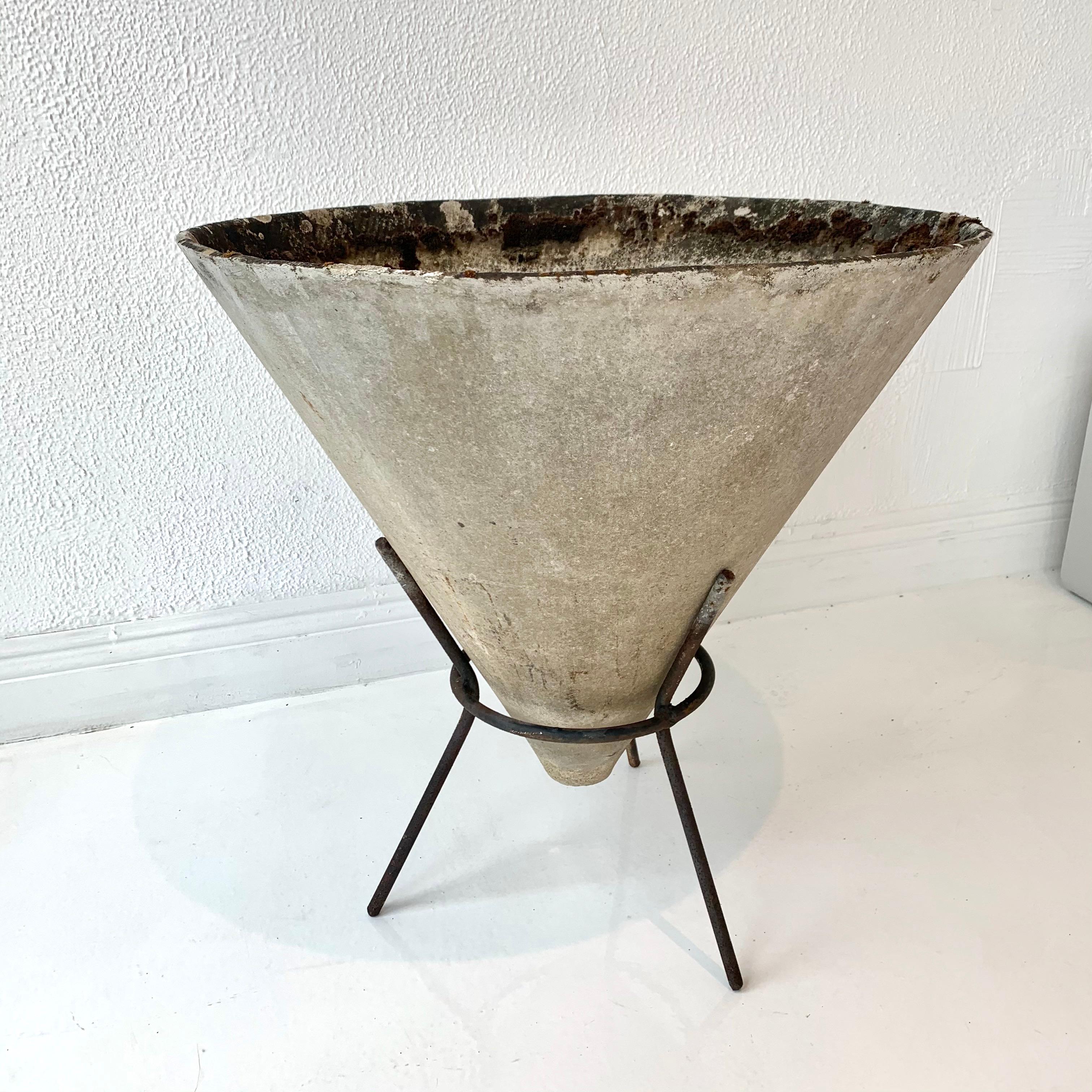 Swiss Willy Guhl Concrete Cone Planter on Iron Stand