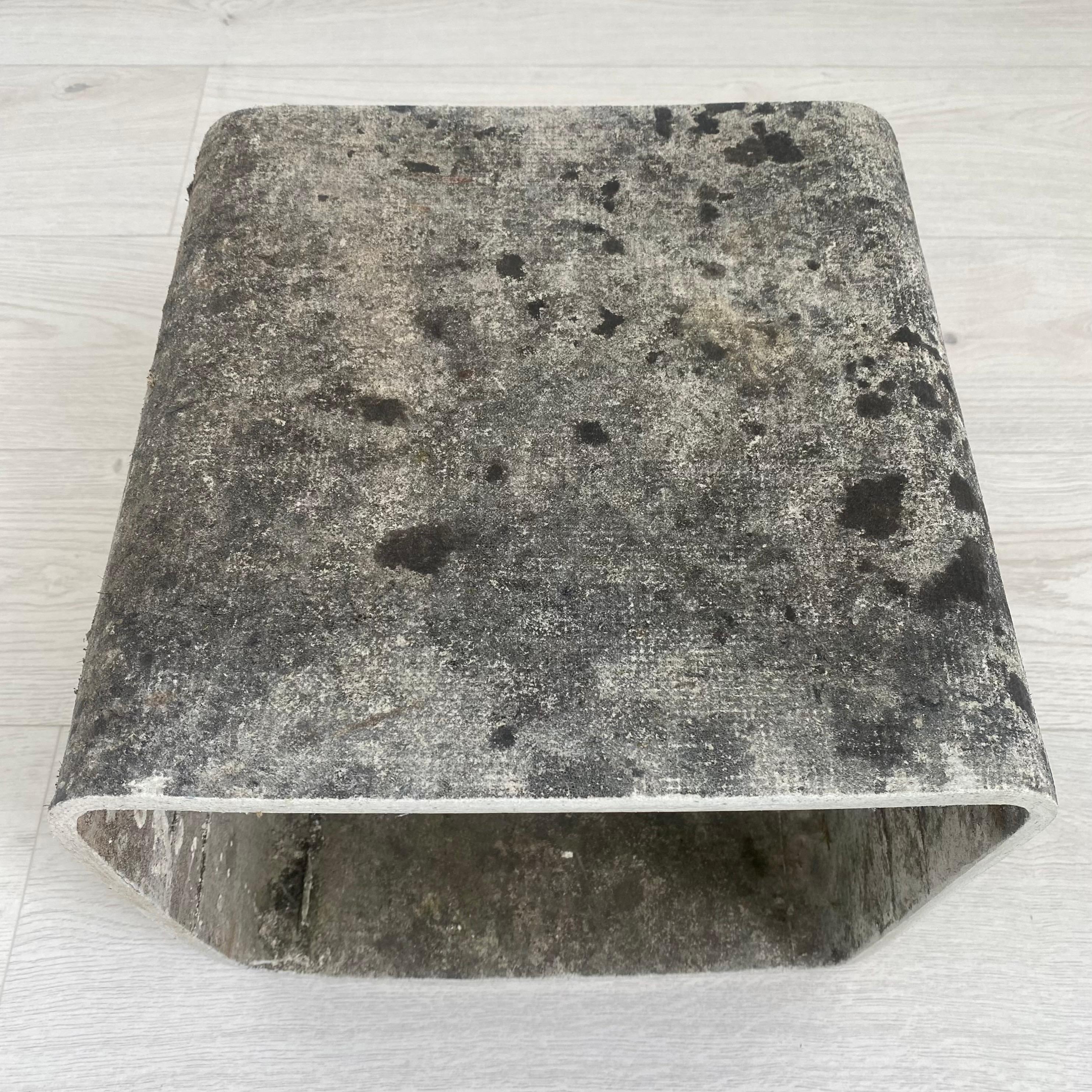 Beistelltisch aus Beton mit Würfeln von Willy Guhl, Schweiz, 1960er Jahre (Schweizerisch) im Angebot