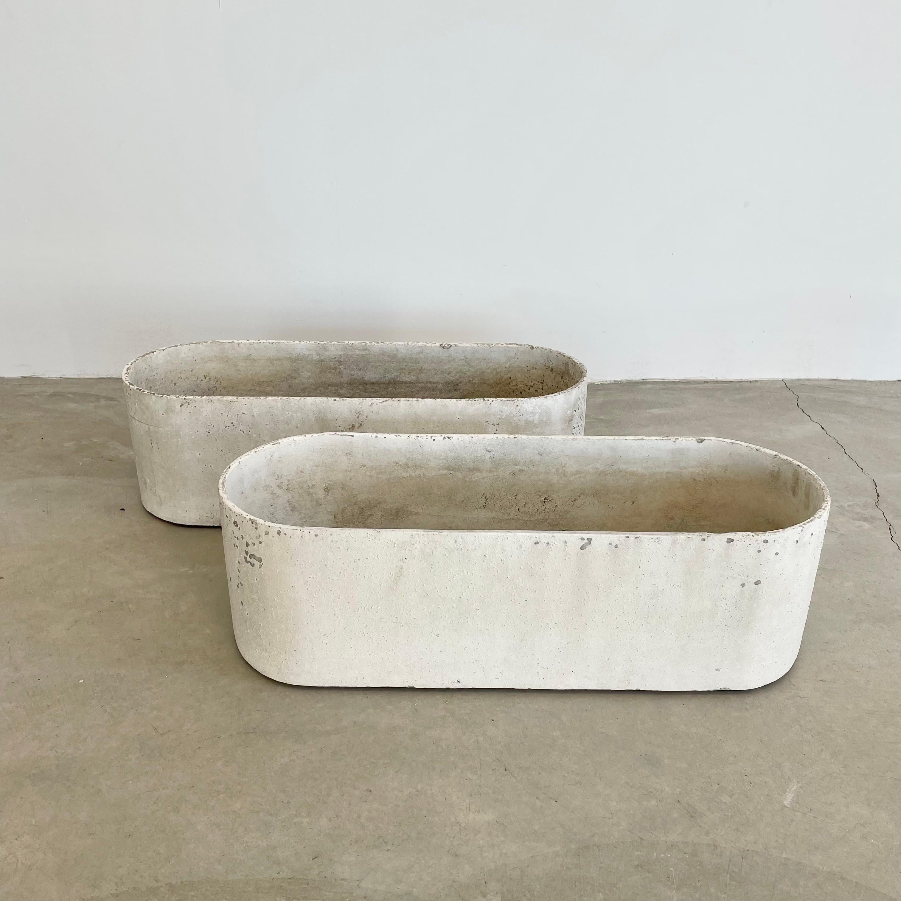 Willy Guhl Concrete Pill Shaped Planters, 1960s Switzerland In Good Condition For Sale In Los Angeles, CA