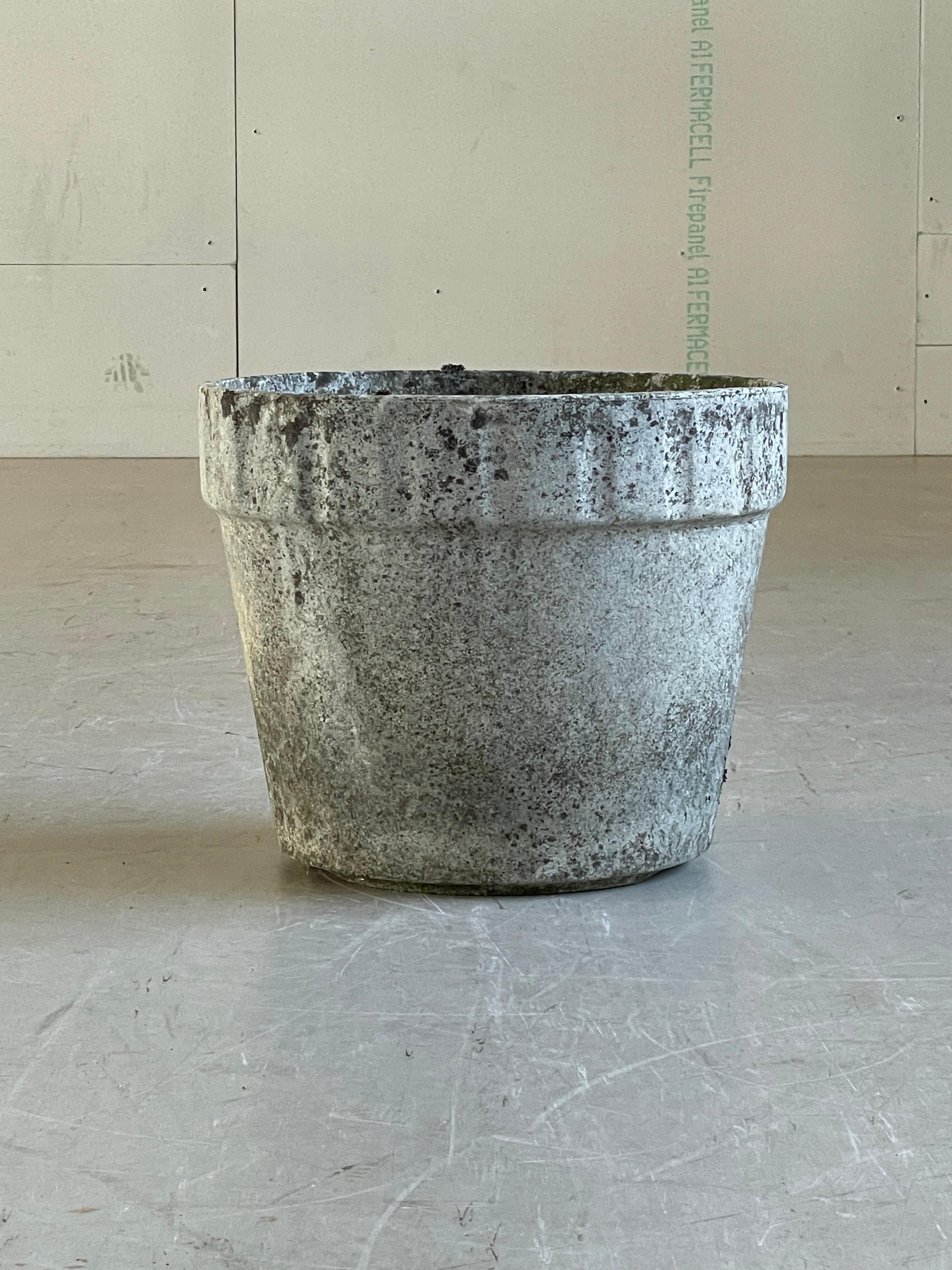 Minimalist Willy Guhl Concrete Planter - Eternit AG, Switzerland #3 For Sale