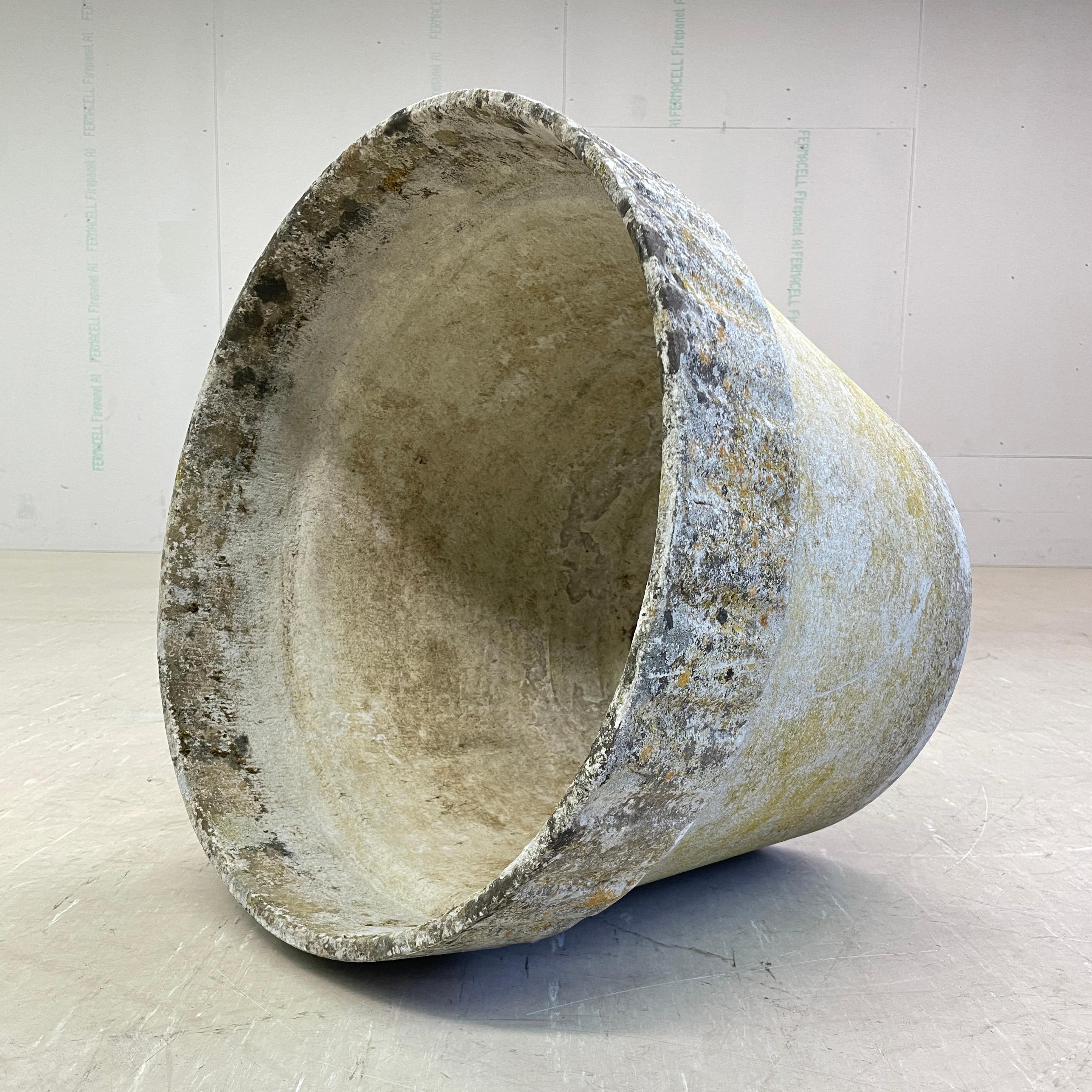 Willy Guhl Concrete Planter - Eternit AG, Switzerland #1 For Sale 6