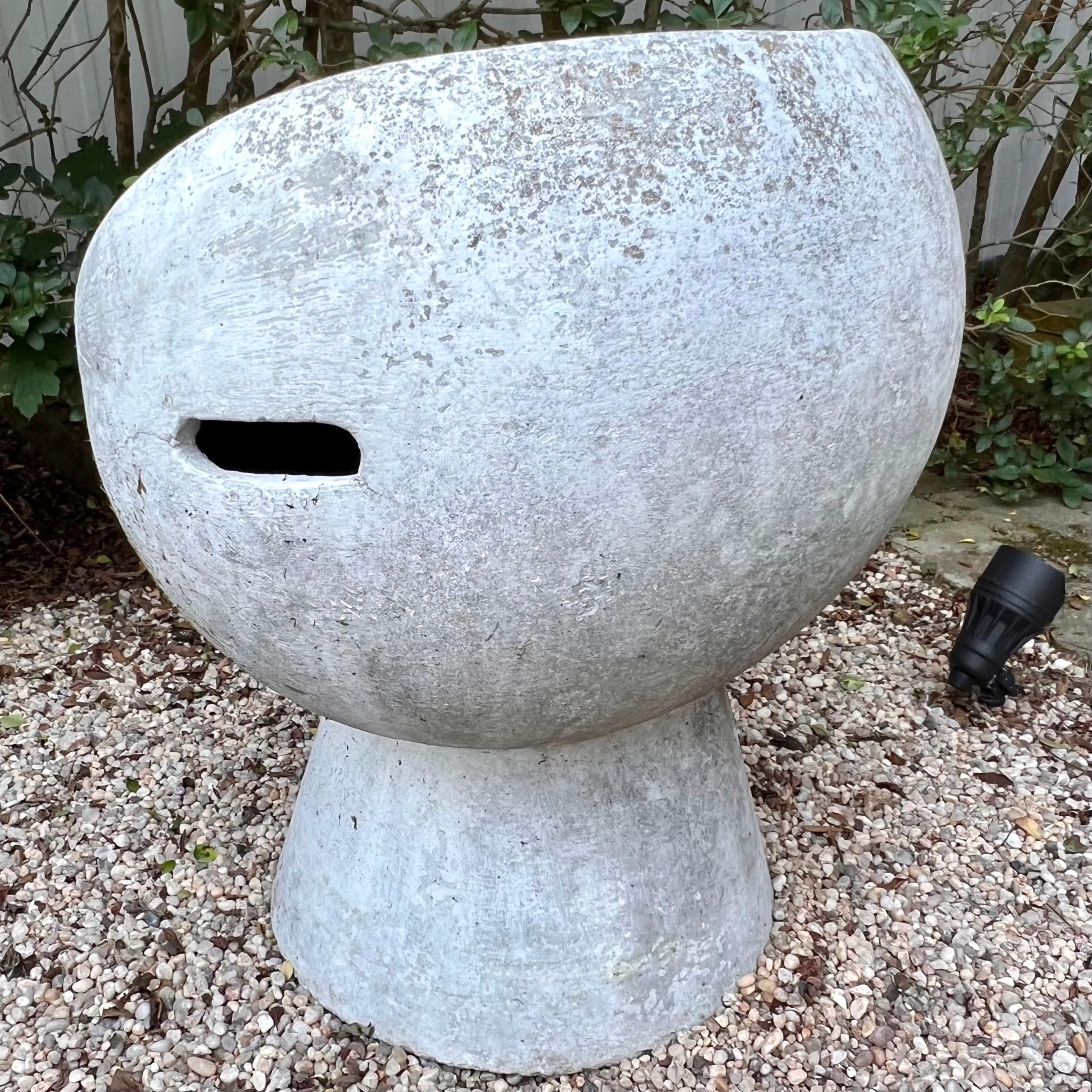 Willy Guhl Concrete Pod Chair, 1960s Switzerland For Sale 3