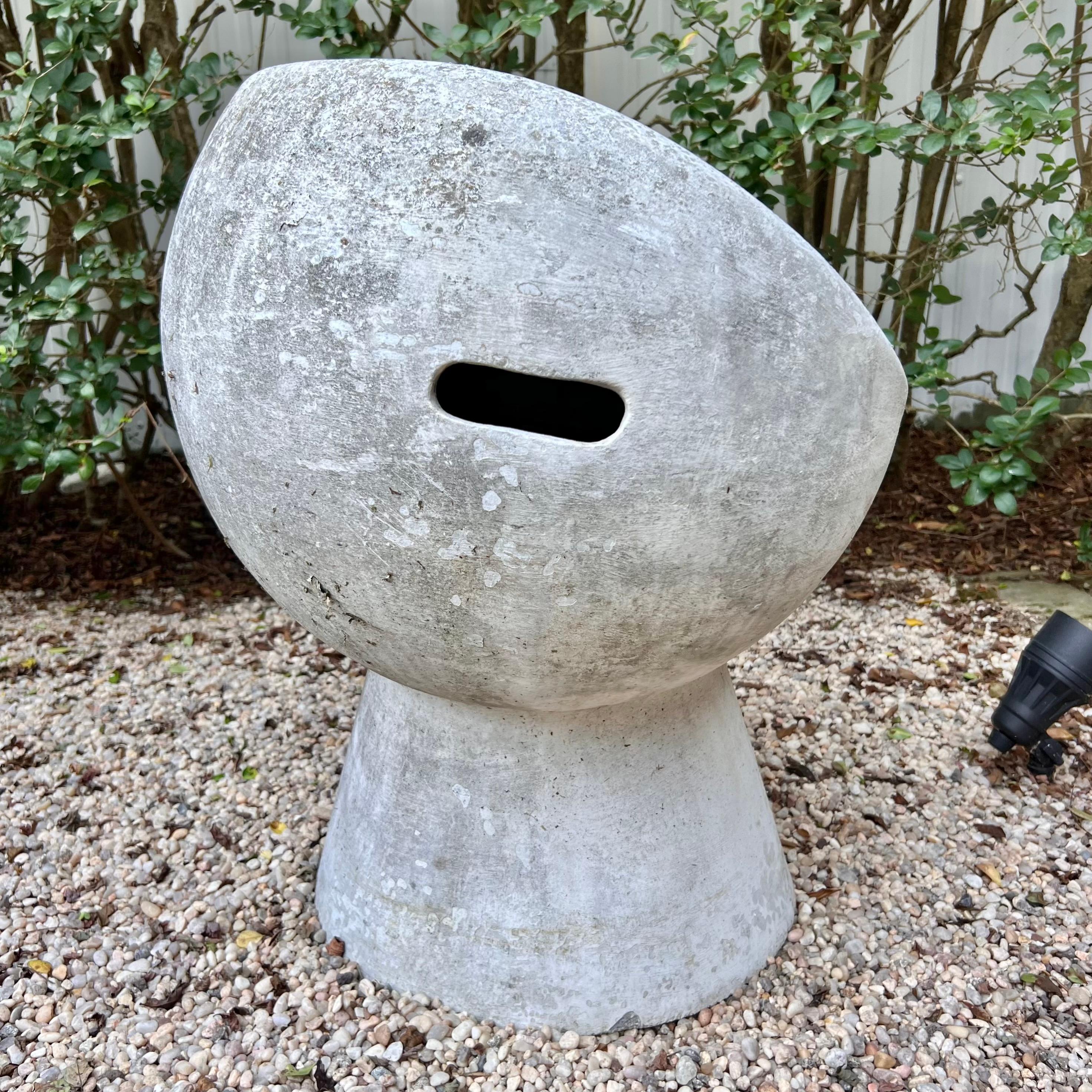 Mid-20th Century Willy Guhl Concrete Pod Chair, 1960s Switzerland For Sale
