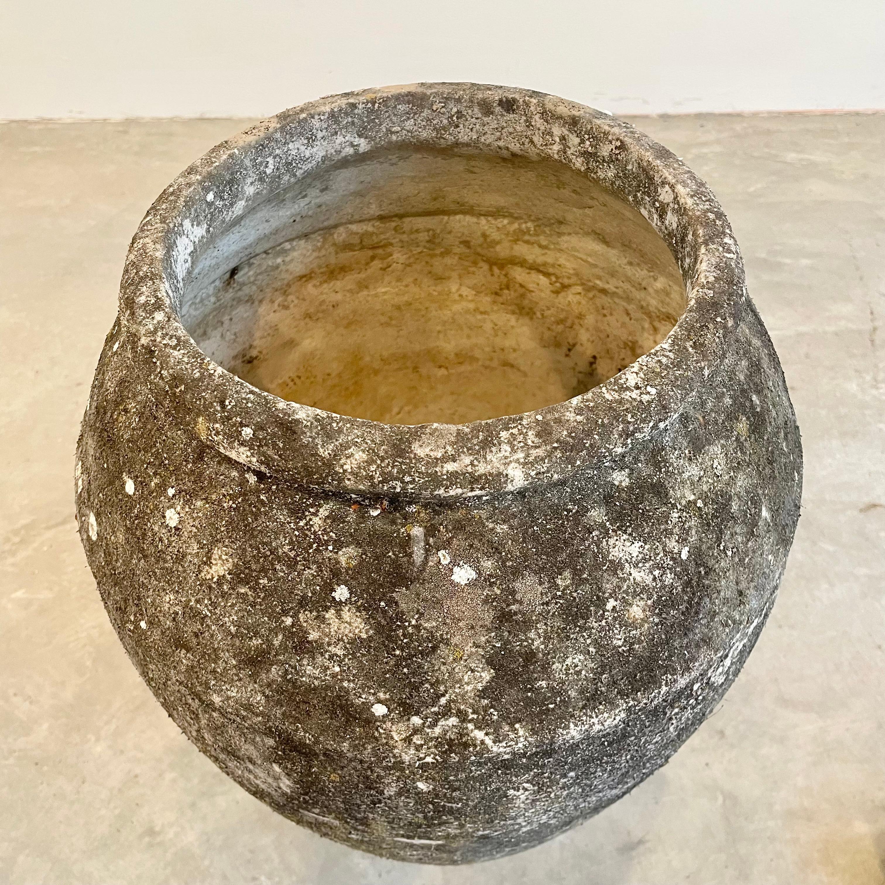 Willy Guhl Concrete Urn, 1960s Switzerland For Sale 4
