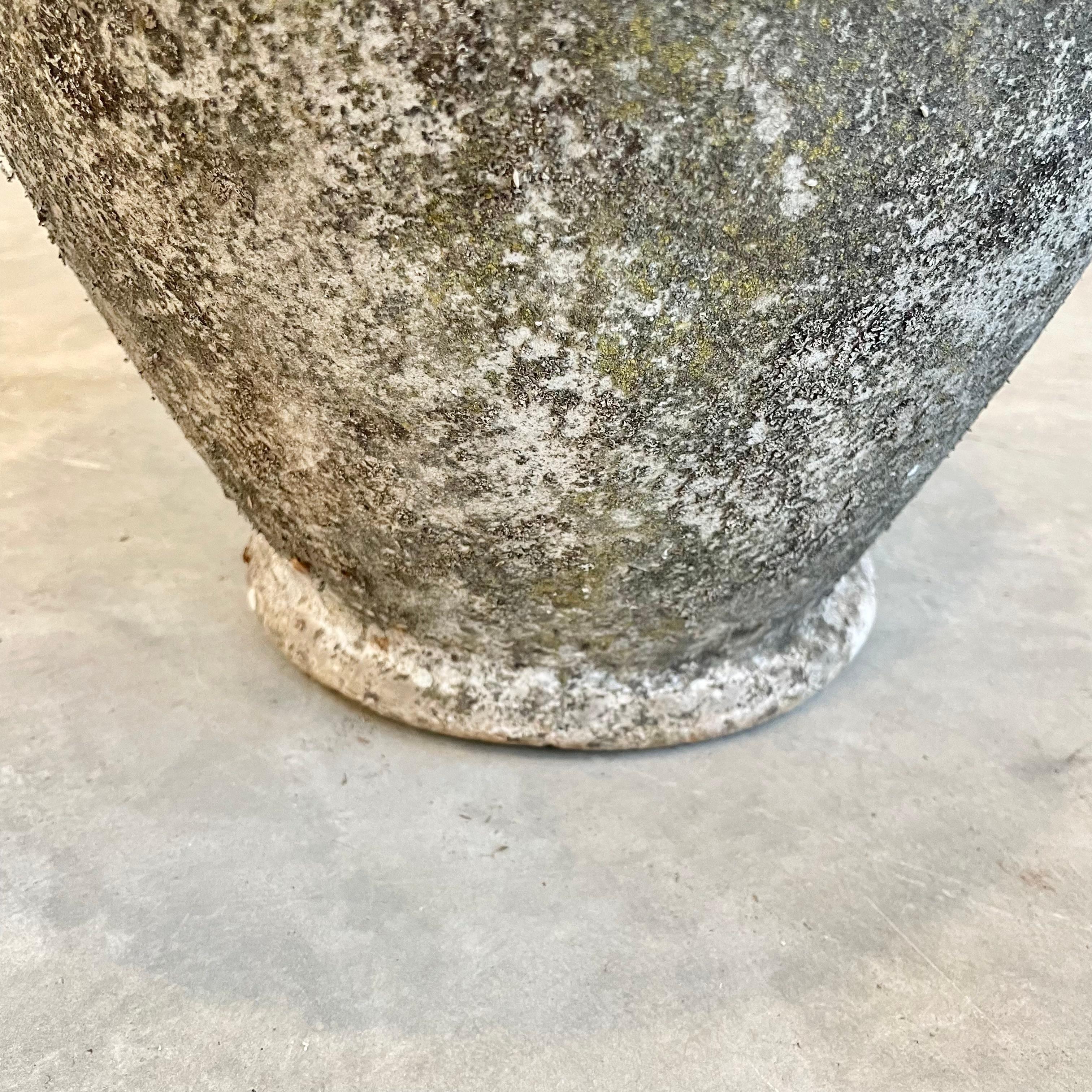 Willy Guhl Concrete Urn, 1960s Switzerland For Sale 1