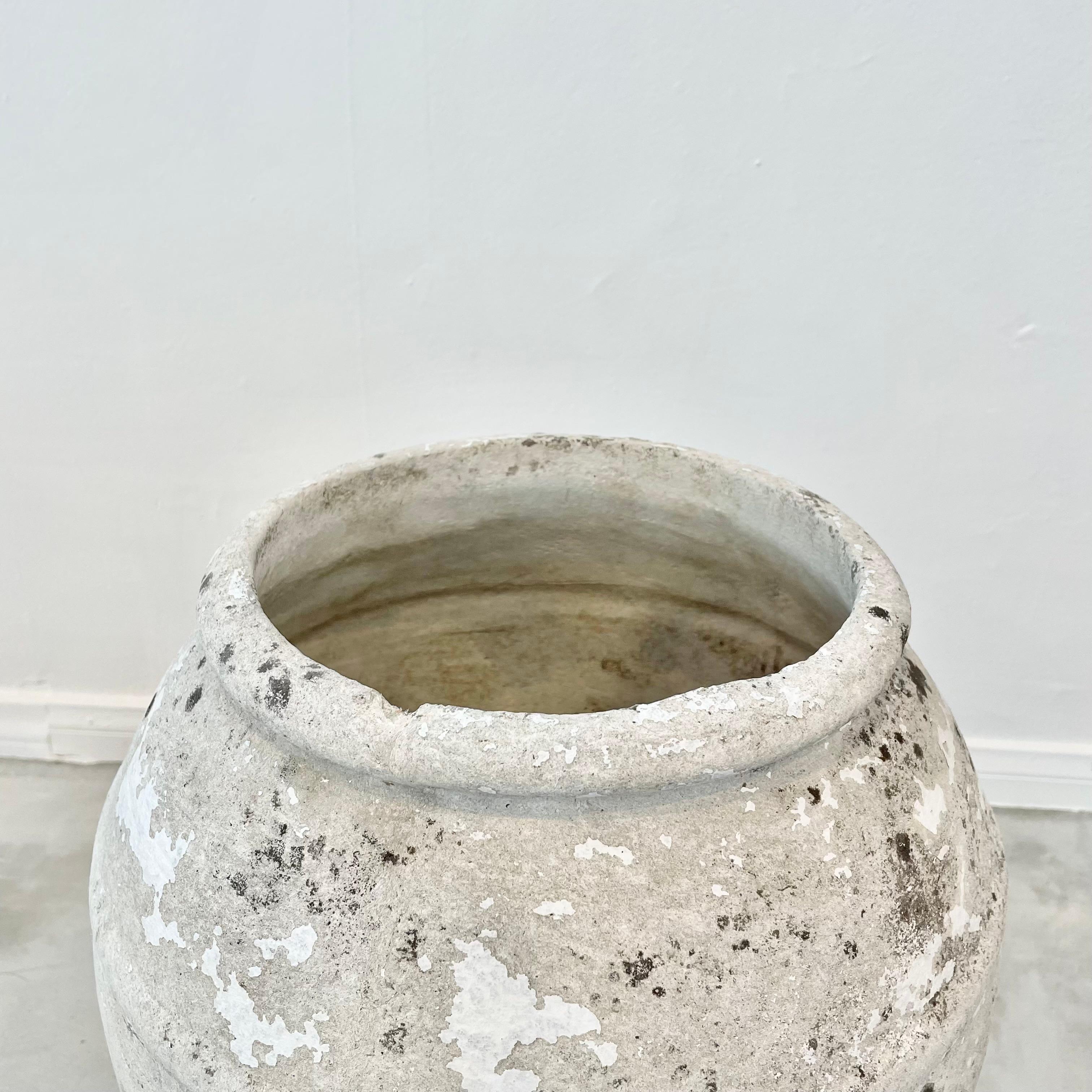 Willy Guhl Concrete Urn, 1960s Switzerland For Sale 1