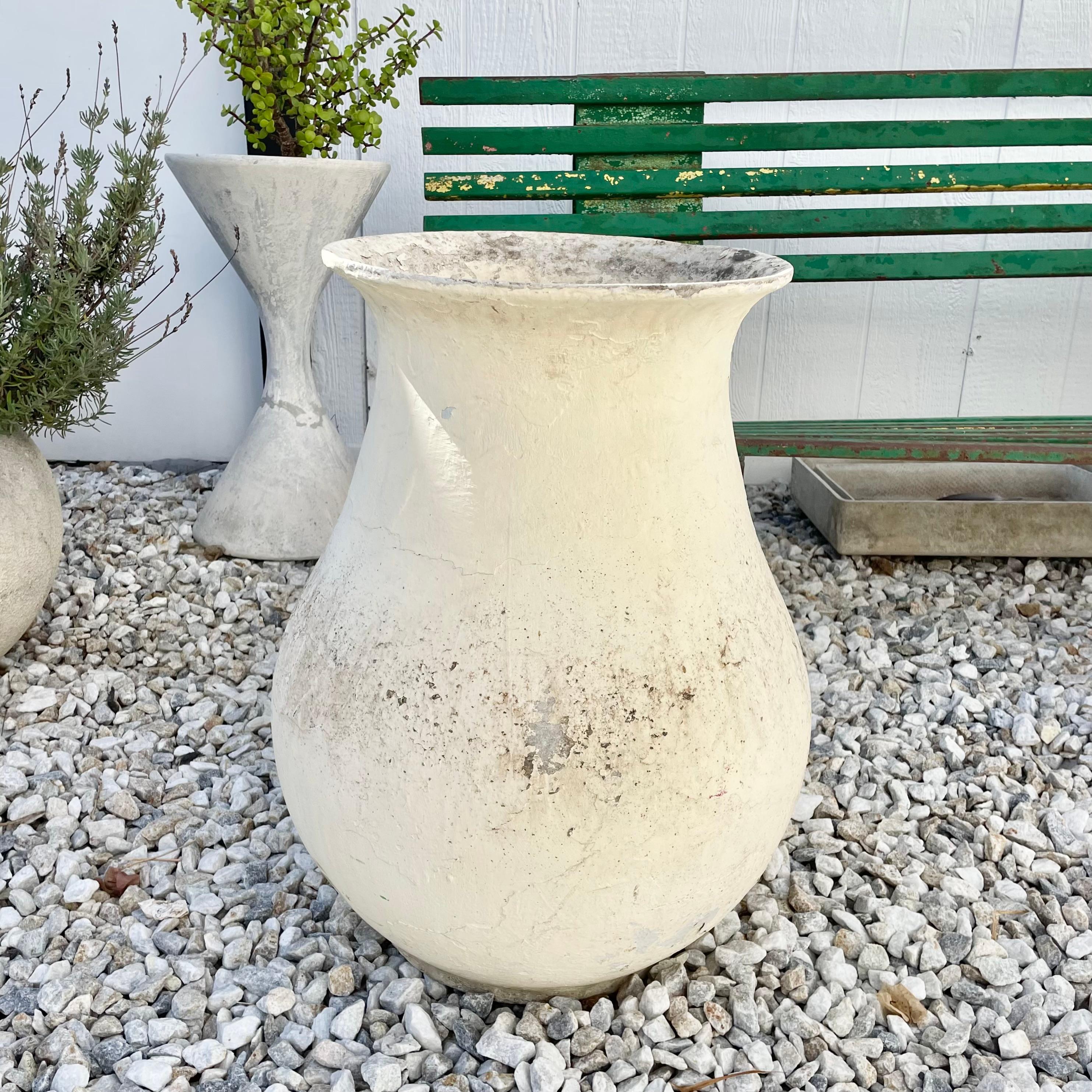 Willy Guhl Concrete Vase, 1960s Switzerland For Sale 1